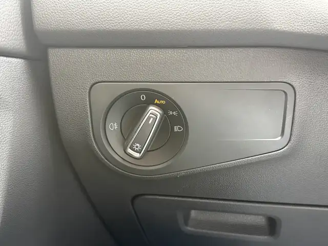 Volkswagen Tiguan Allspace view 22