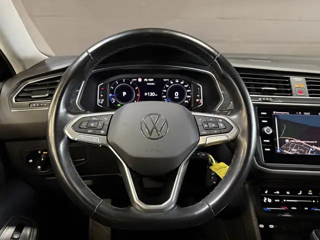 Volkswagen Tiguan Allspace view 14