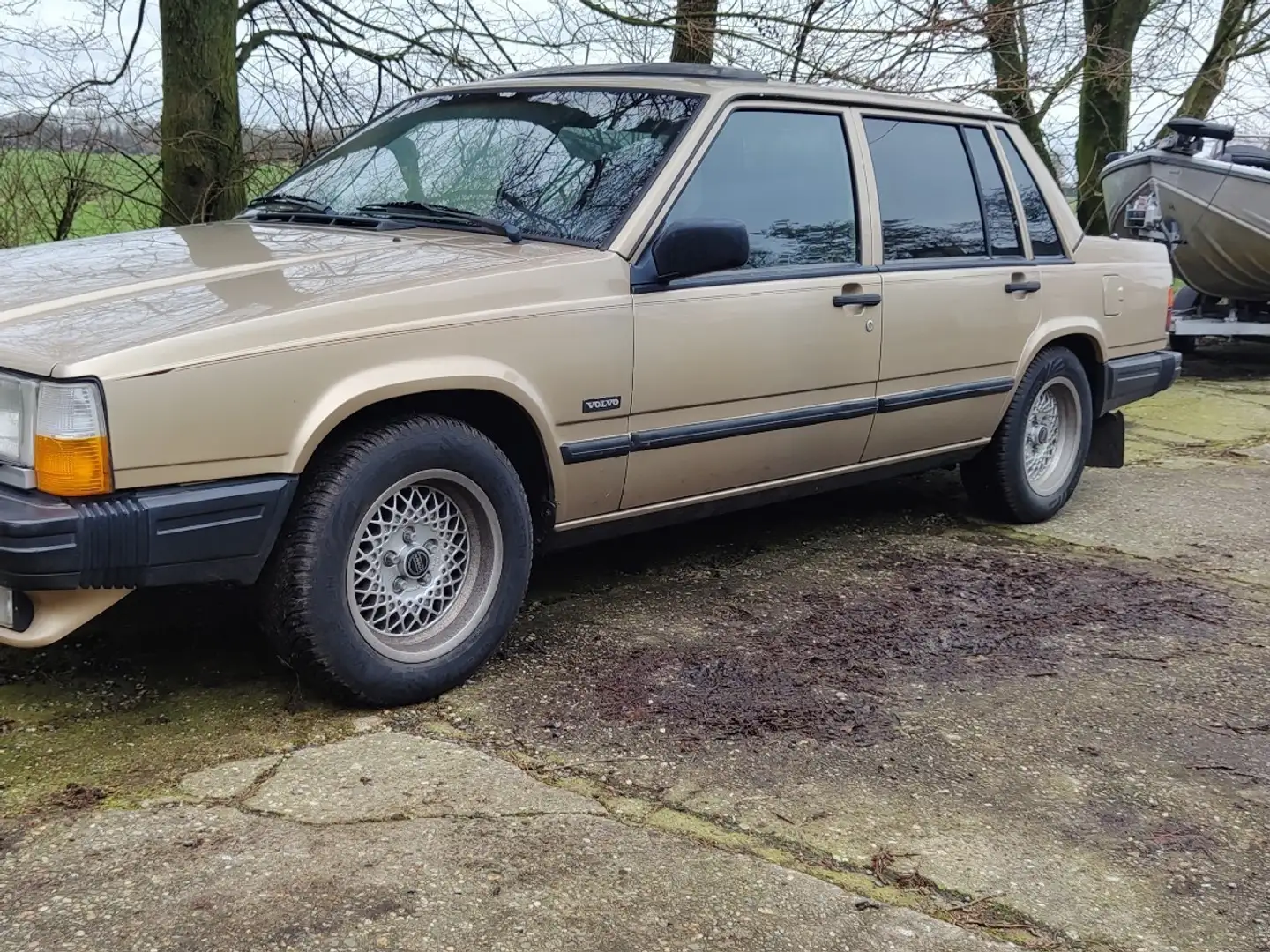 Volvo 740 Turbo Intercooler Золотий - 1