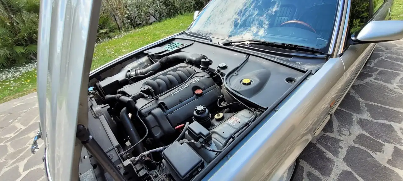 Jaguar XJ 4.0 V8 Daimler Super sovralimentata, foto 3