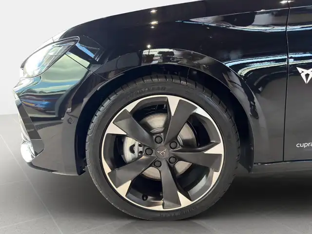 Cupra Leon view 8