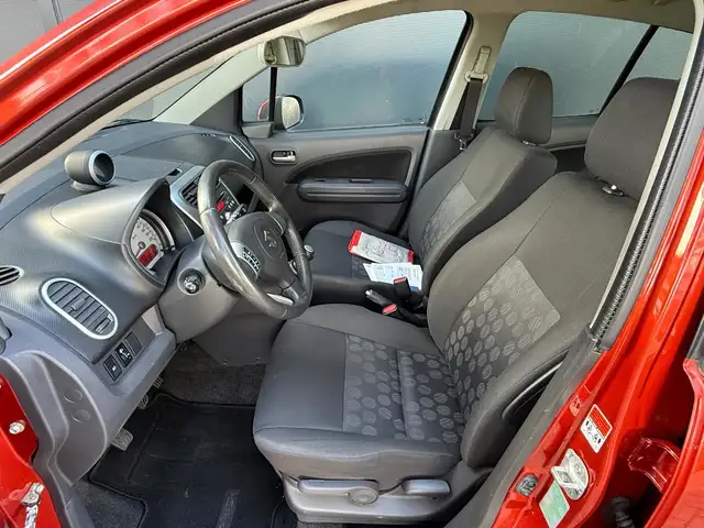 Suzuki Splash view 9