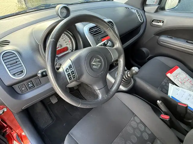 Suzuki Splash view 8