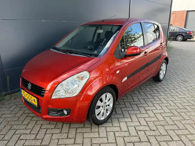 Suzuki Splash view 3