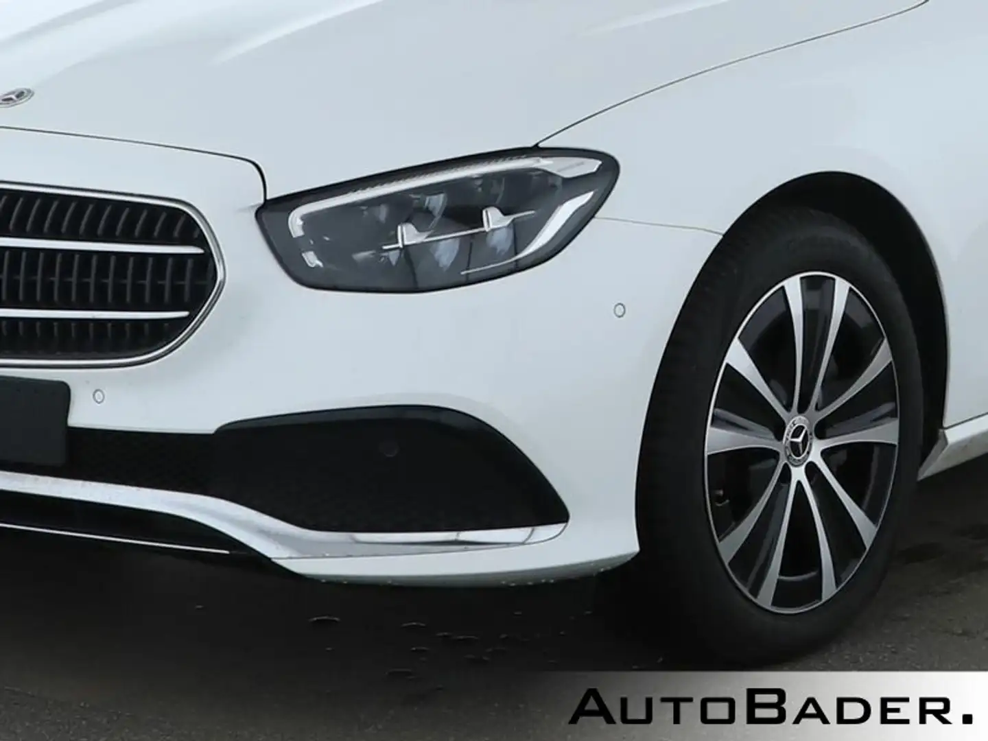 Mercedes-Benz E 300 E 300 e T Avantgarde SD MBUX LED RFK TotWin DAB Weiß - 2