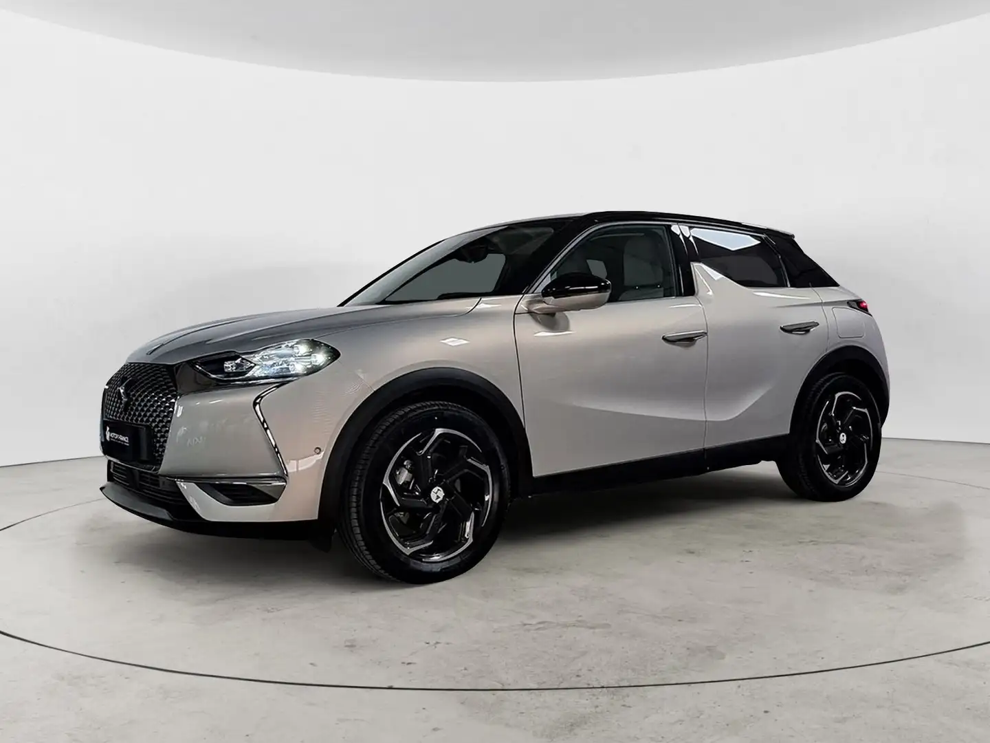 DS Automobiles DS 3 2019 Crossback Crossback 50 kWh e-tense Grand Chic Grigio - 1