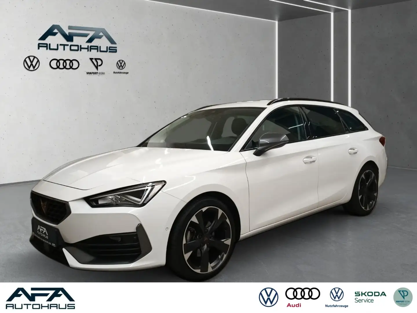 CUPRA Leon ST 1.5 eTSI DSG Navi*LED*RFK*ACC*18Zoll Weiß - 1