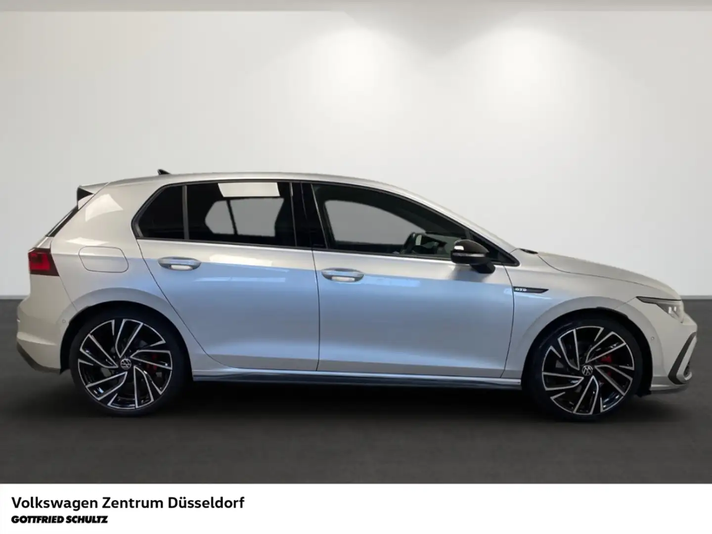 Volkswagen Golf GTD 2.0 TDI DSG Navigation Panoramadach Silber - 2