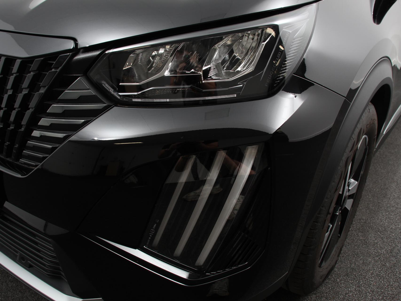 Peugeot e-2008 EV Allure 50 kWh Navigatie Apple Carplay/Android A — photo 10