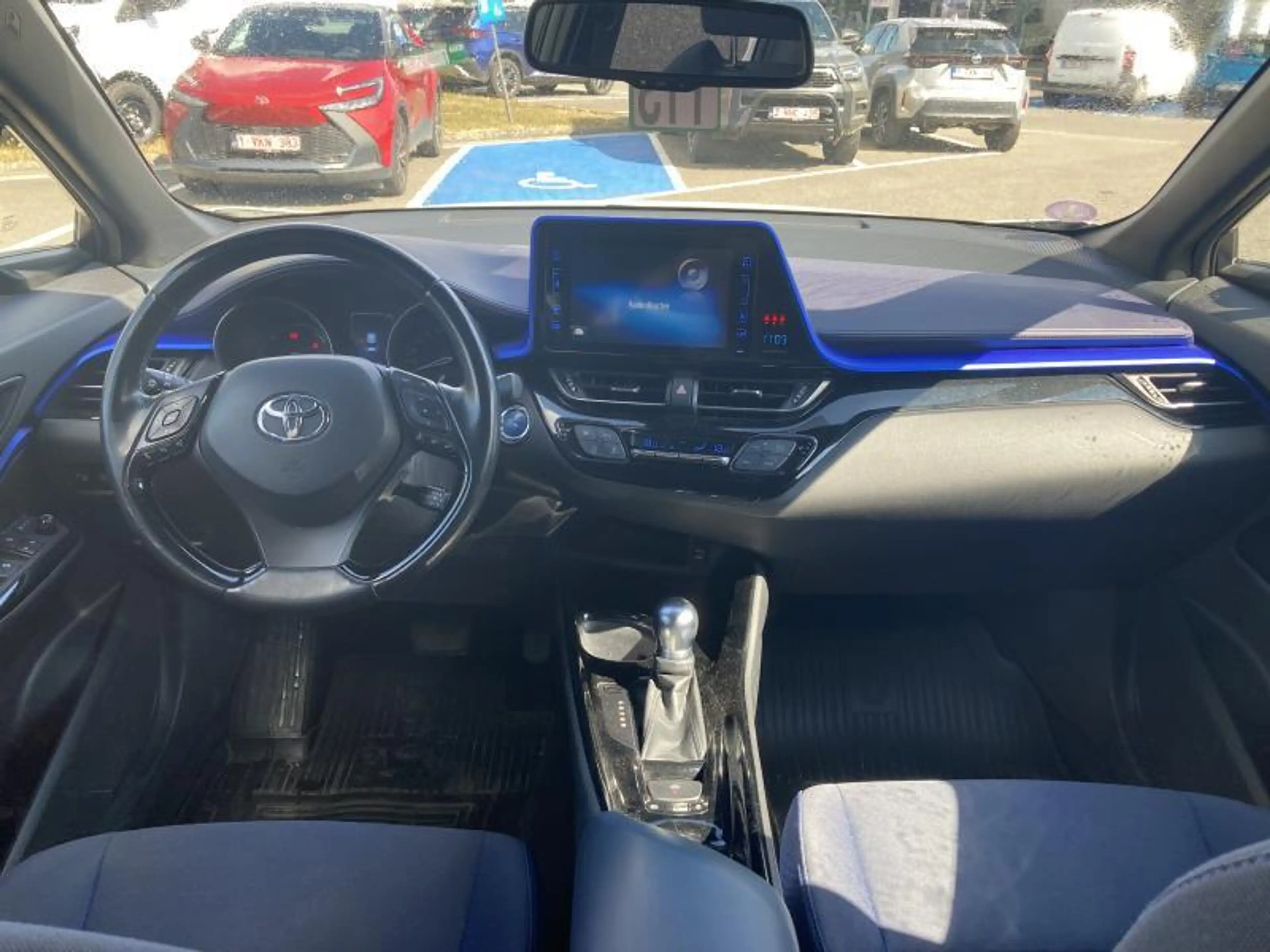 Toyota C-HR 1.8 CVT PRIX MARCHAND-EXPORT — photo 15
