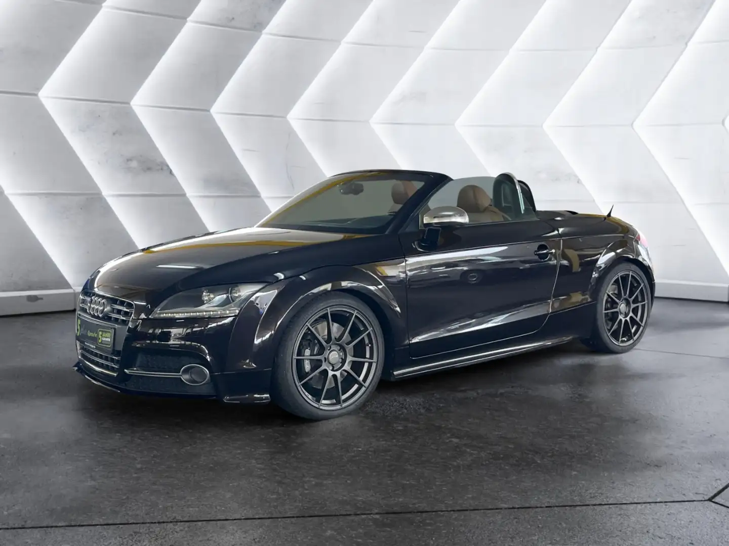 Audi TTS 2.0 TFSI quattro Roadster AUT DynLicht Bruin - 2