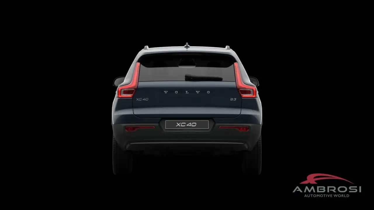 Volvo XC40 2026