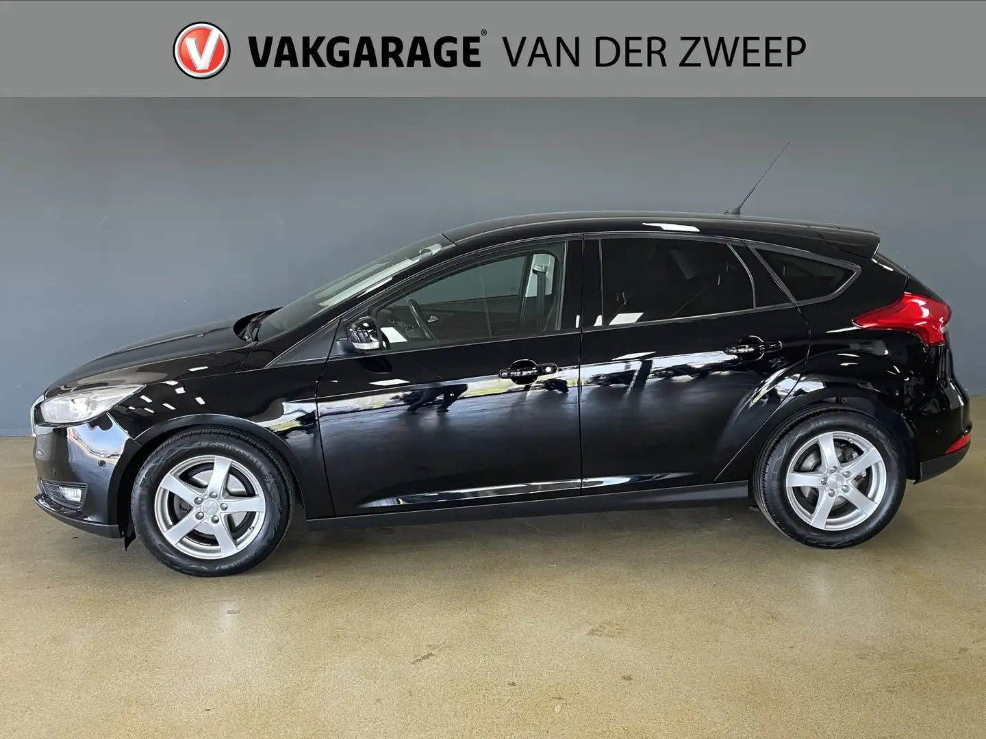 Ford Focus 1.0 Trend Edition | PDC | Cruise | Nieuwe Riem Noir - 2
