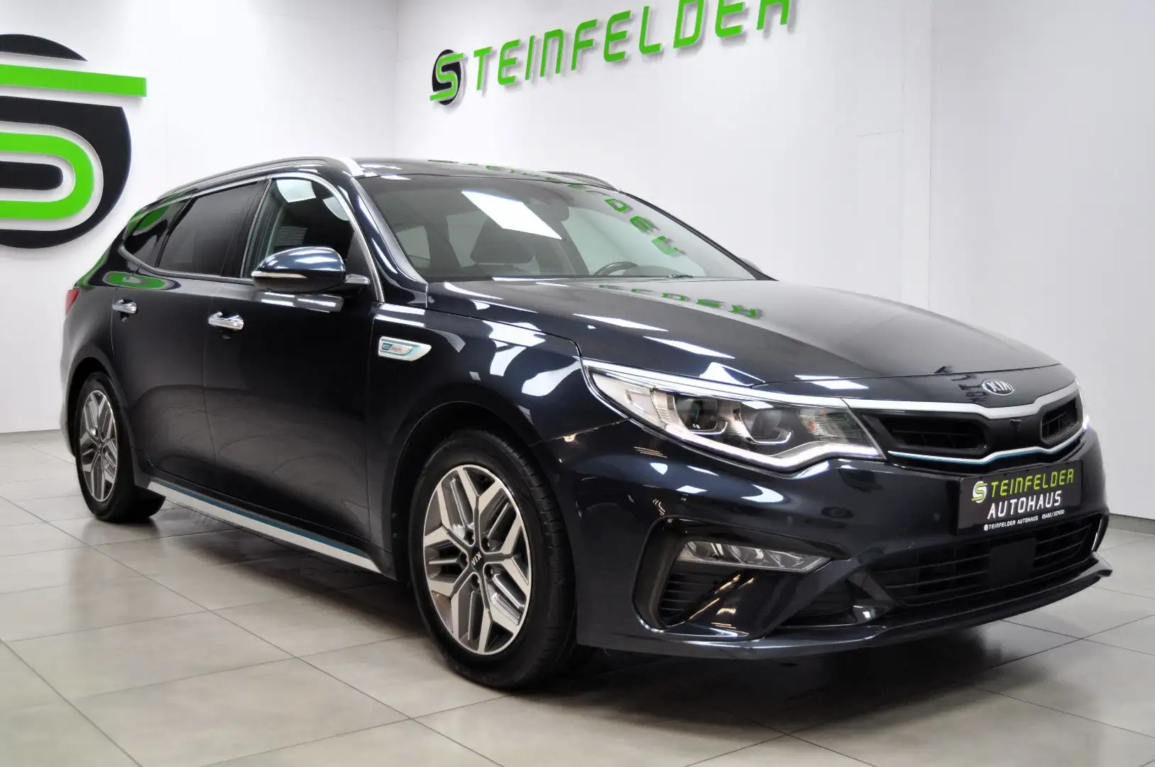 Kia Optima Sportswagon Spirit Hybrid / PANORAMA Синій - 1