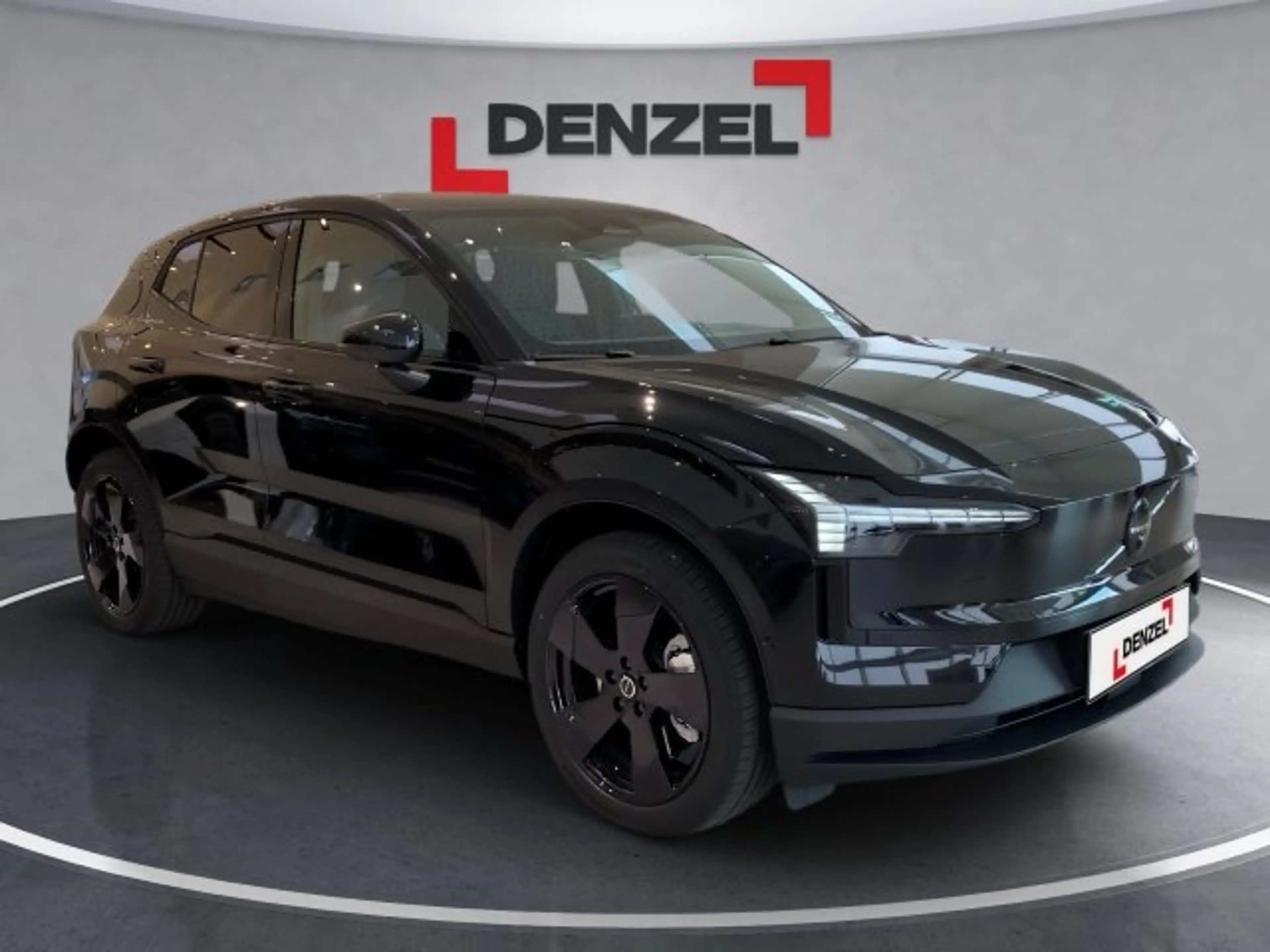 Volvo EX30 Black Edition Ultra, P8 AWD Vollelektrisch — photo 6