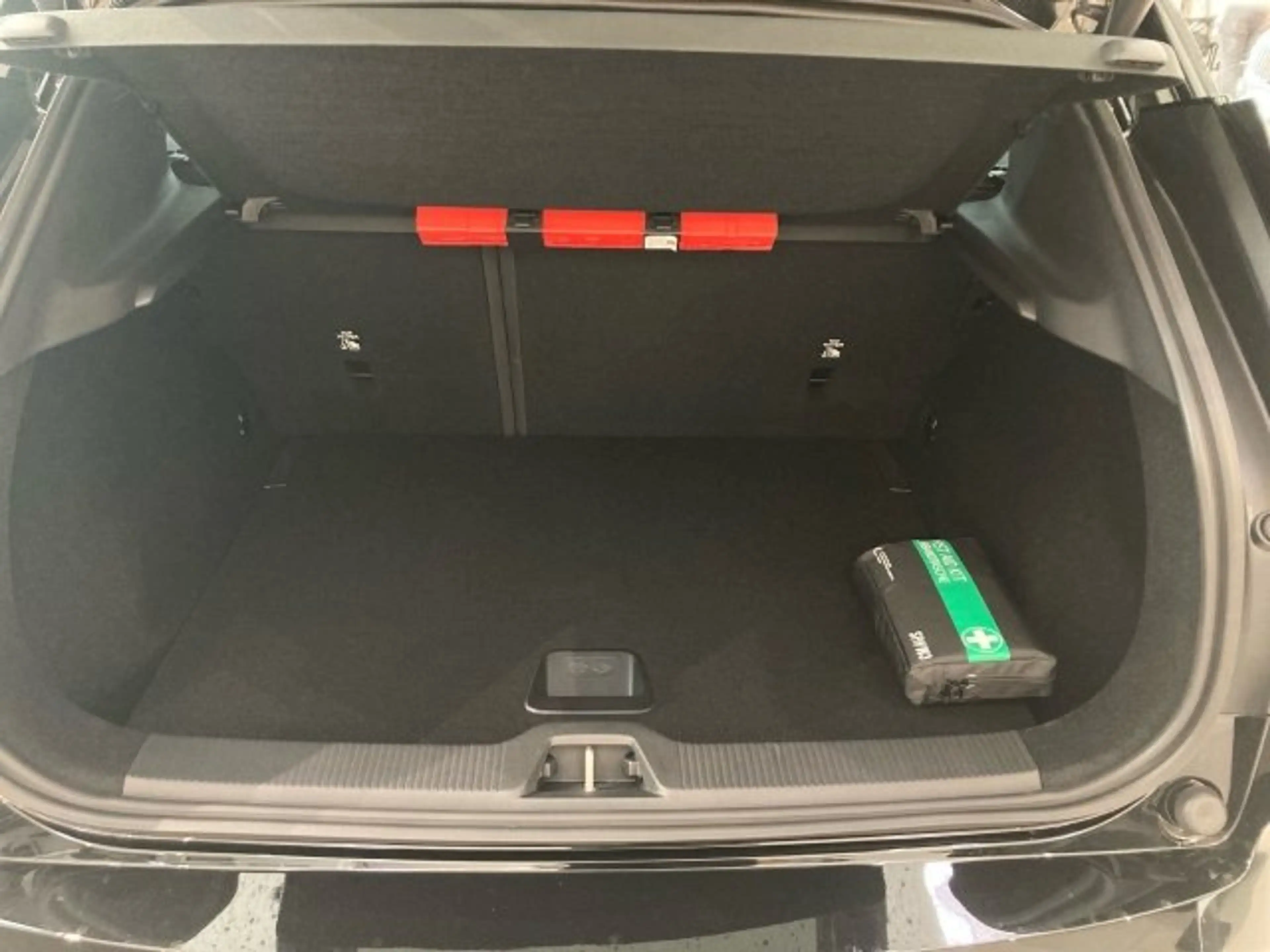 Volvo EX30 Black Edition Ultra, P8 AWD Vollelektrisch — photo 9