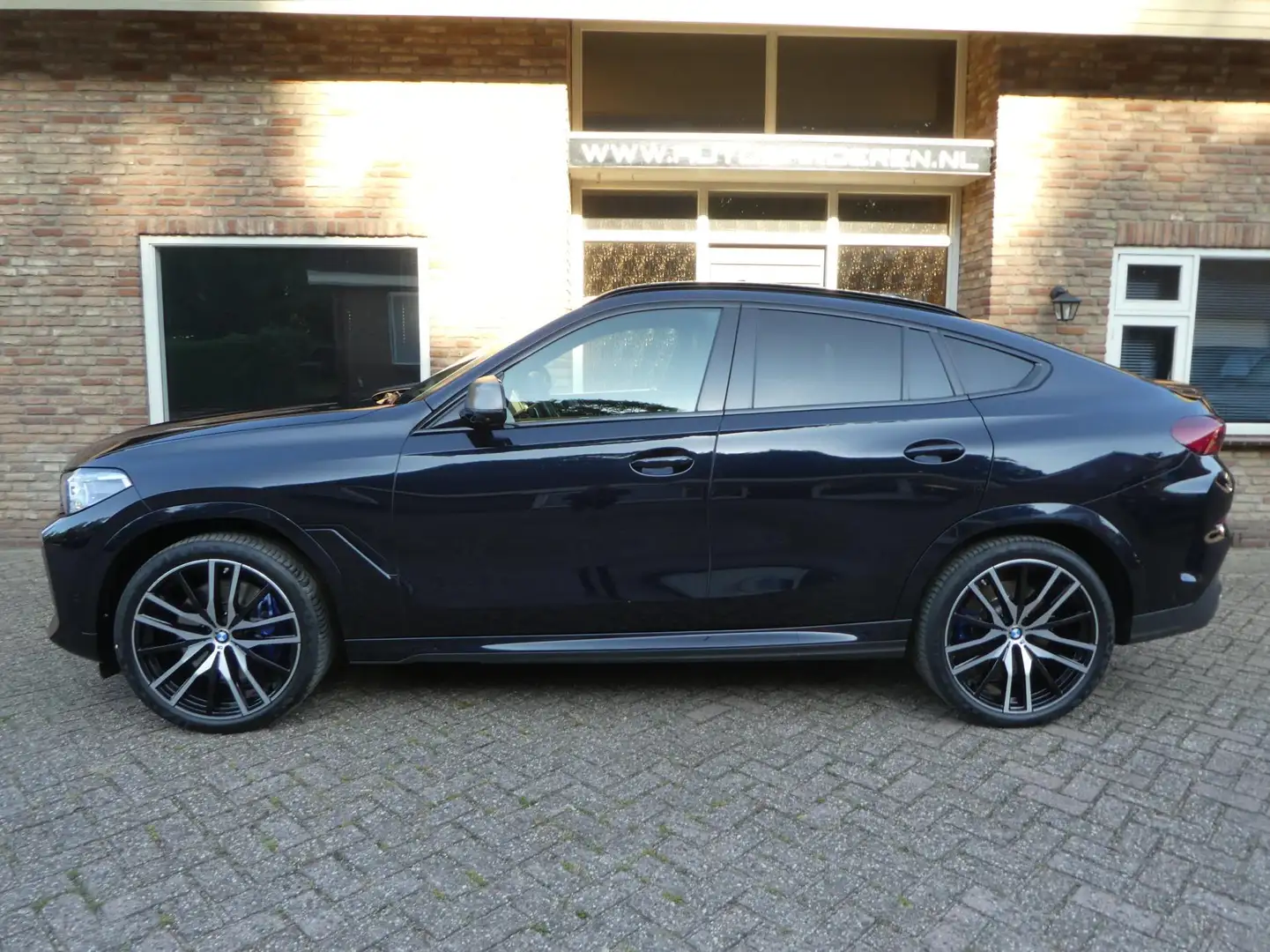 BMW X6 M50d High Executive Leder / Panoramadak / Head up Zwart - 2