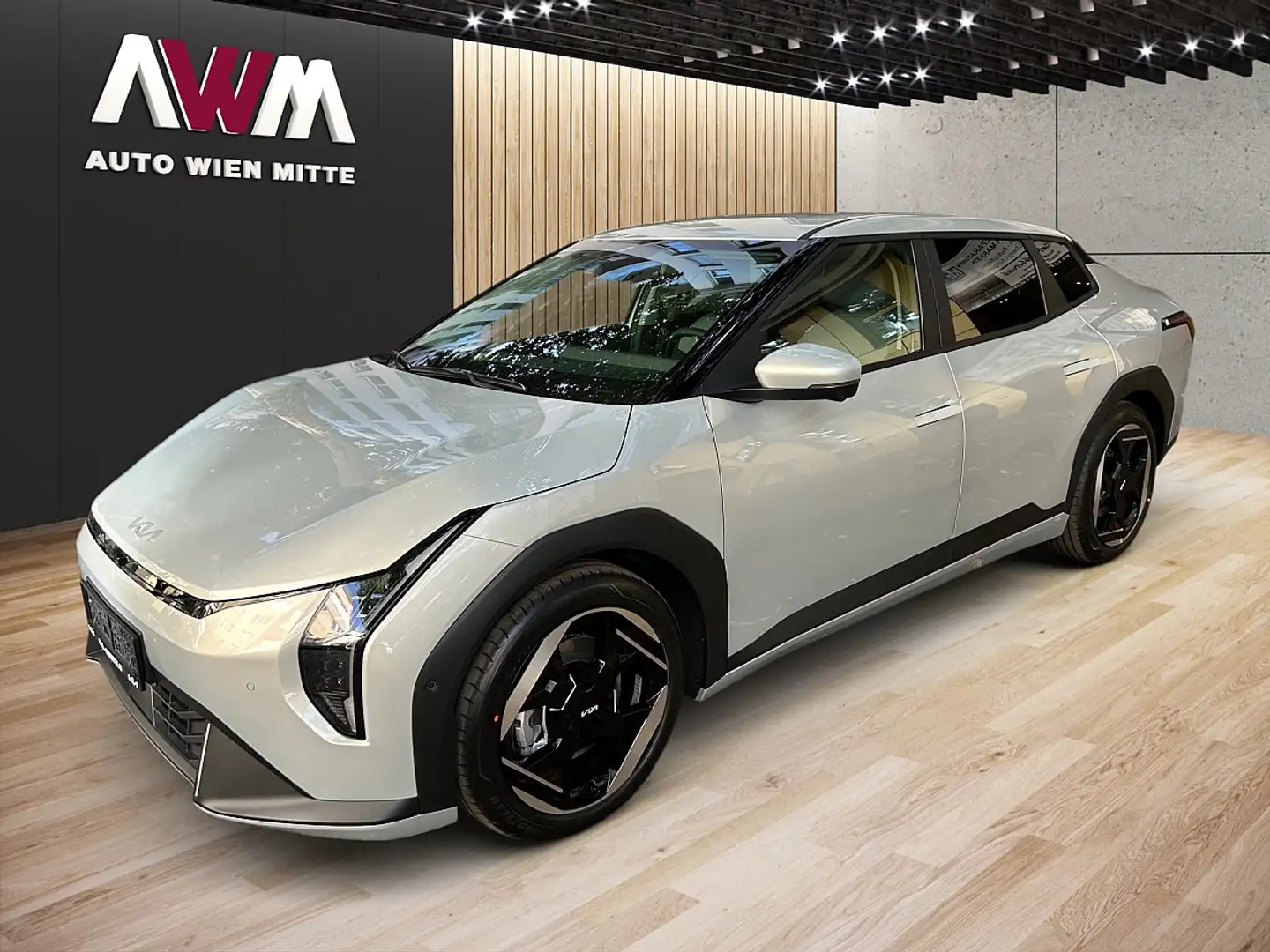Kia EV4 SE FWD 81,4kWh Earth Plus Silber - 1