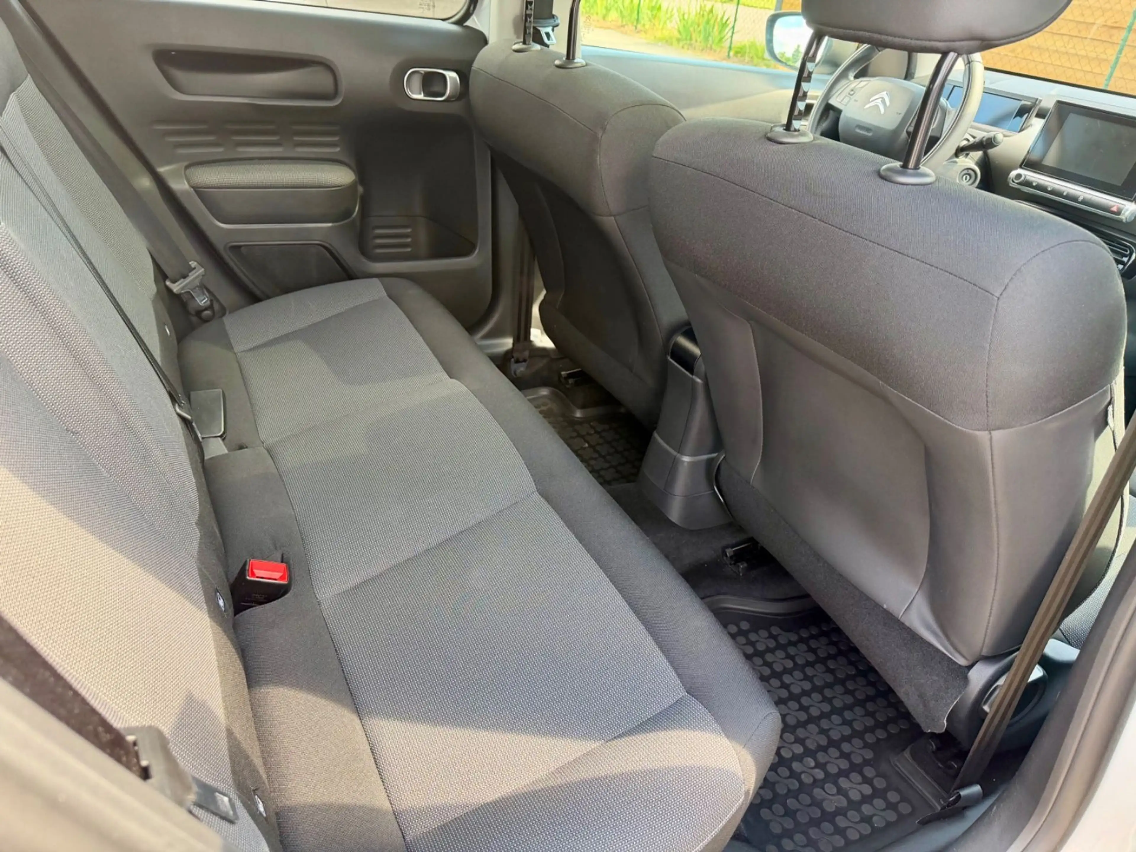 Citroen C4 Cactus Shine, Kamera, Navi, Pano, Allwetter — photo 8