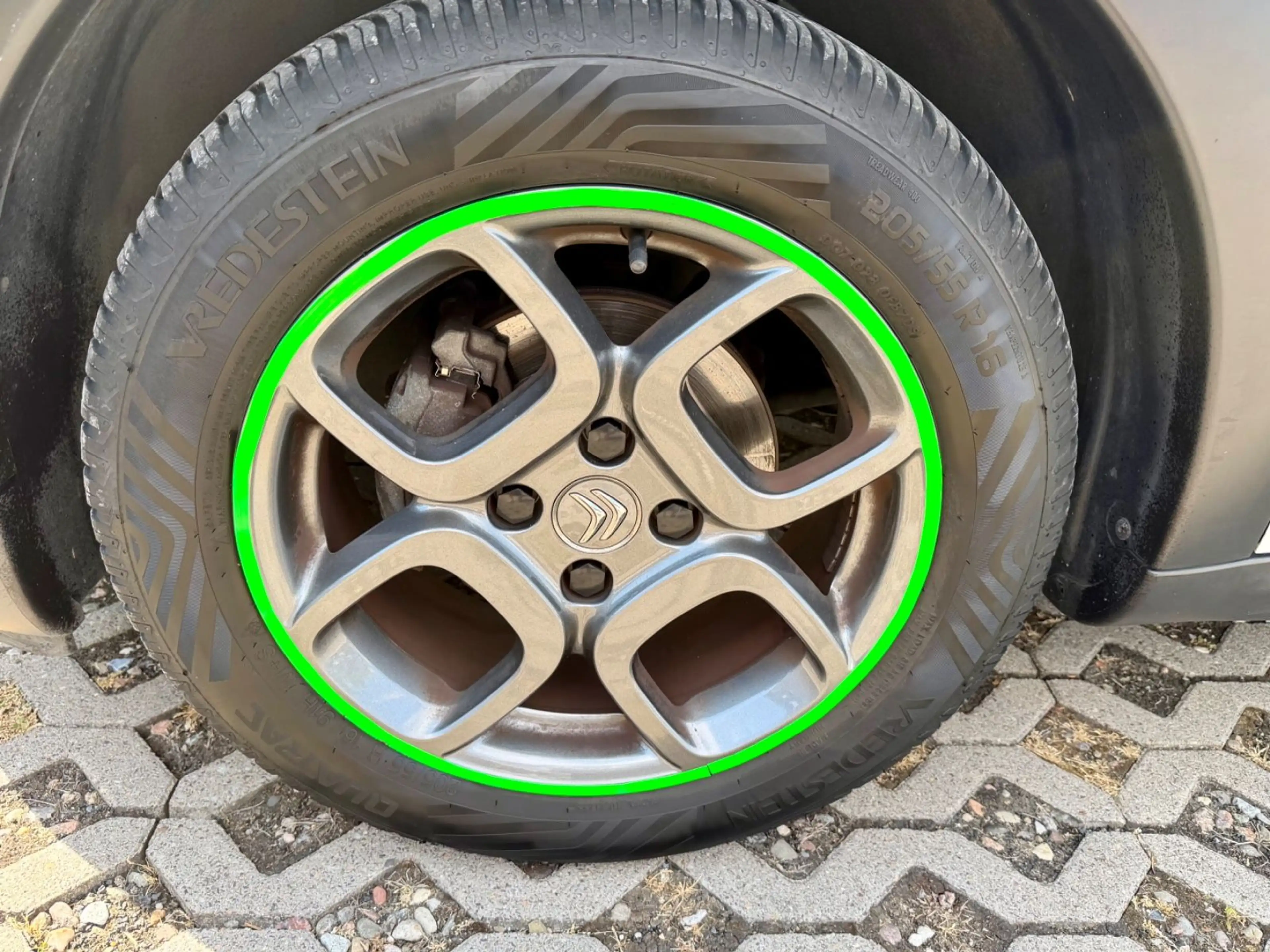 Citroen C4 Cactus Shine, Kamera, Navi, Pano, Allwetter — photo 10