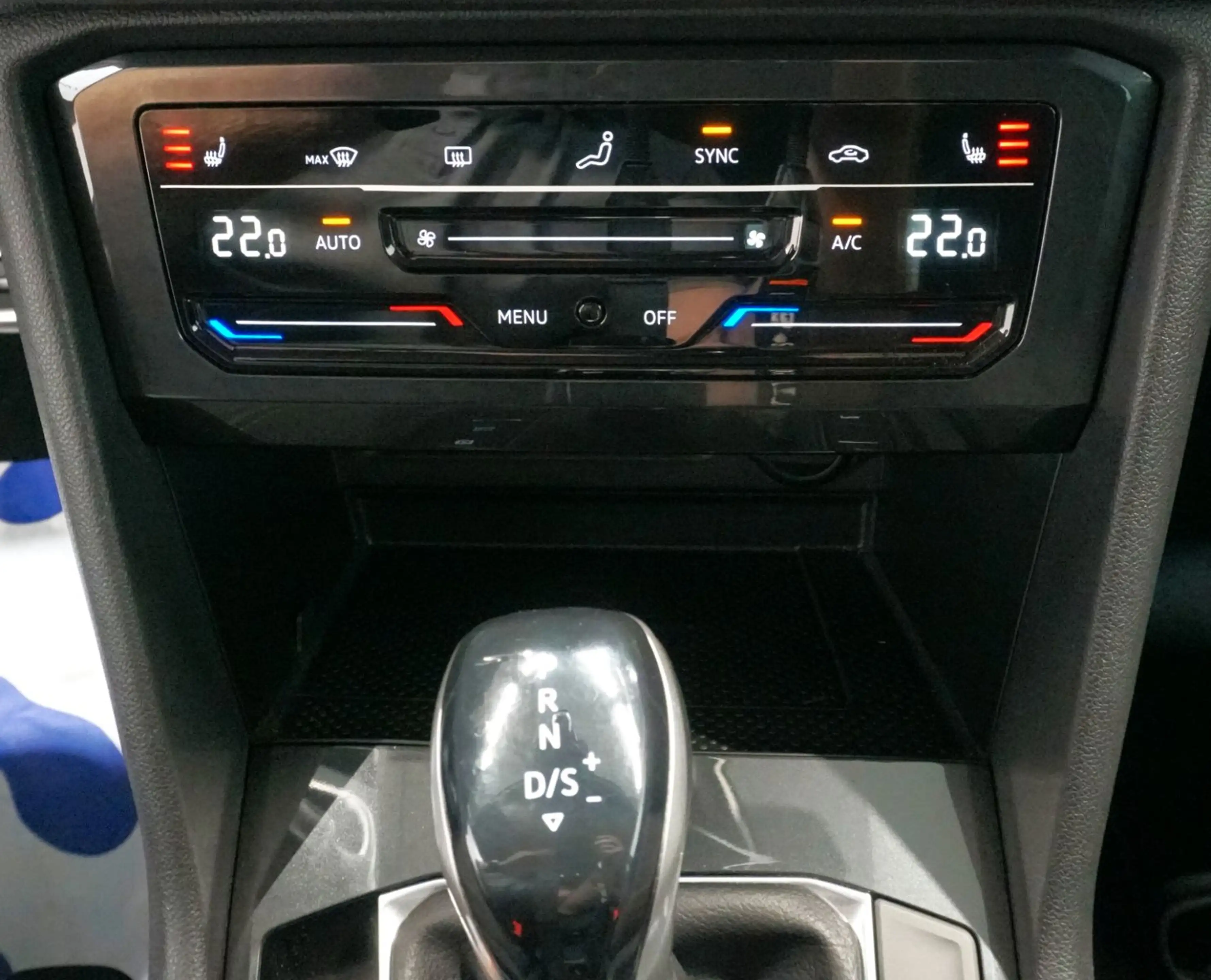 Volkswagen Tiguan Life 2.0 TDI*LED*ACC*Virtual Cockpit*DAB+ — photo 13
