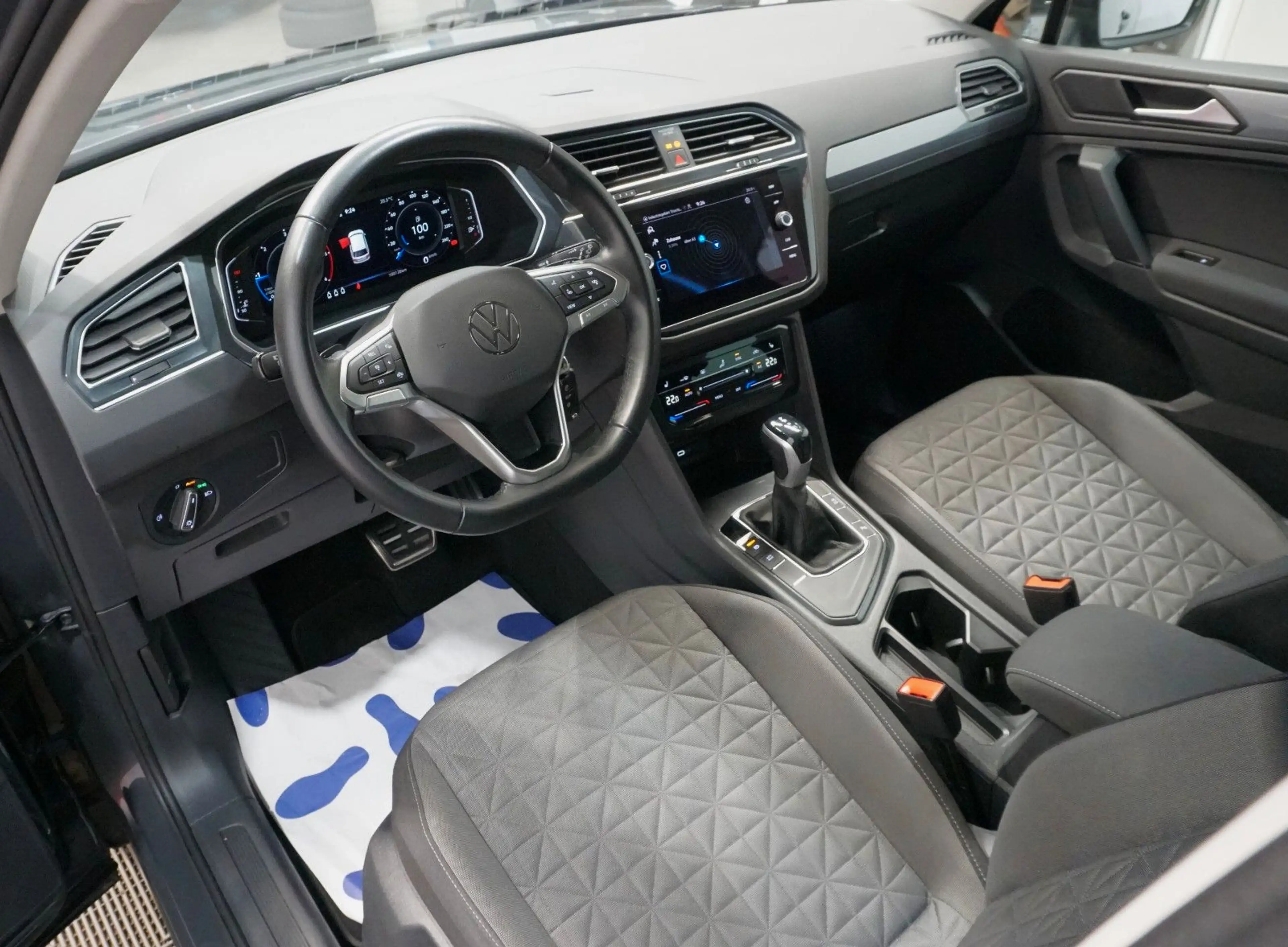 Volkswagen Tiguan Life 2.0 TDI*LED*ACC*Virtual Cockpit*DAB+ — photo 10