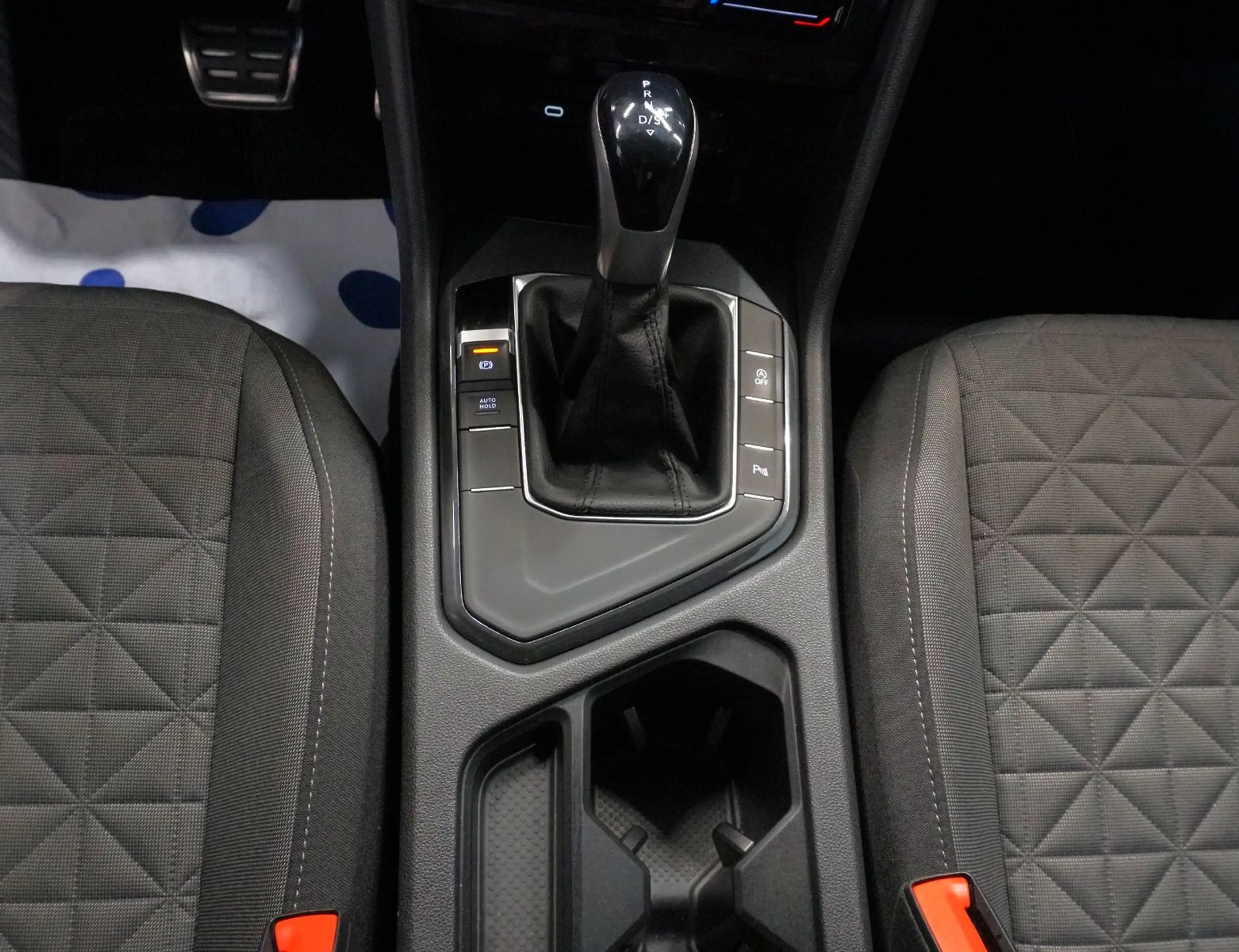 Volkswagen Tiguan Life 2.0 TDI*LED*ACC*Virtual Cockpit*DAB+ — photo 14