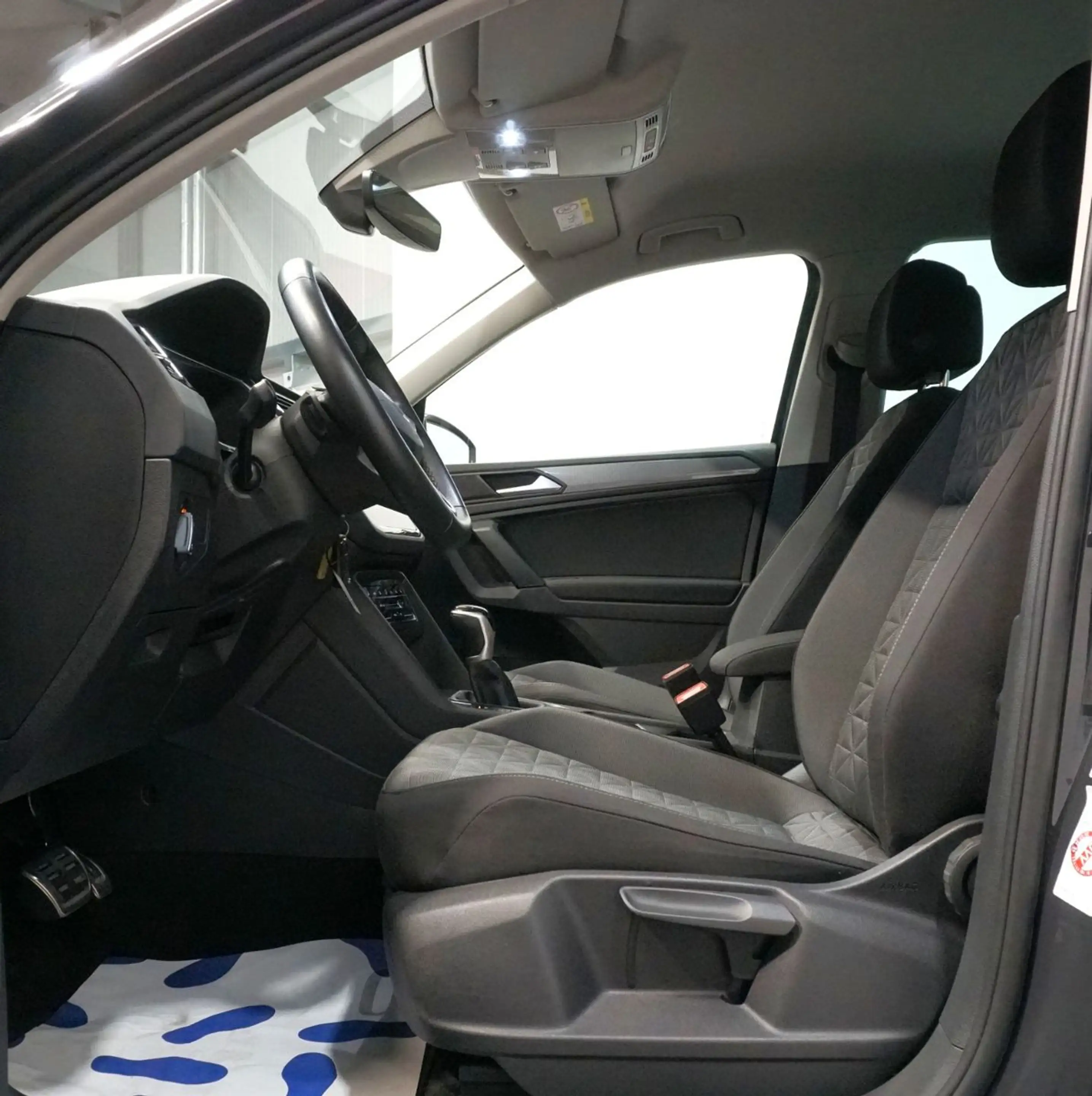 Volkswagen Tiguan Life 2.0 TDI*LED*ACC*Virtual Cockpit*DAB+ — photo 9