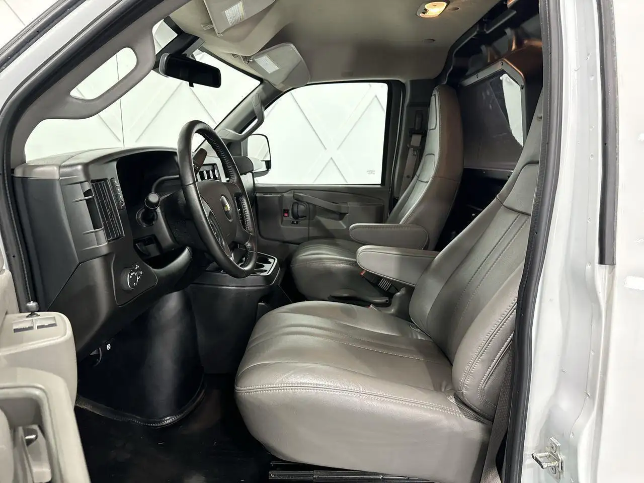 Chevrolet Express 2500 fotografie Chevrolet Express 2500