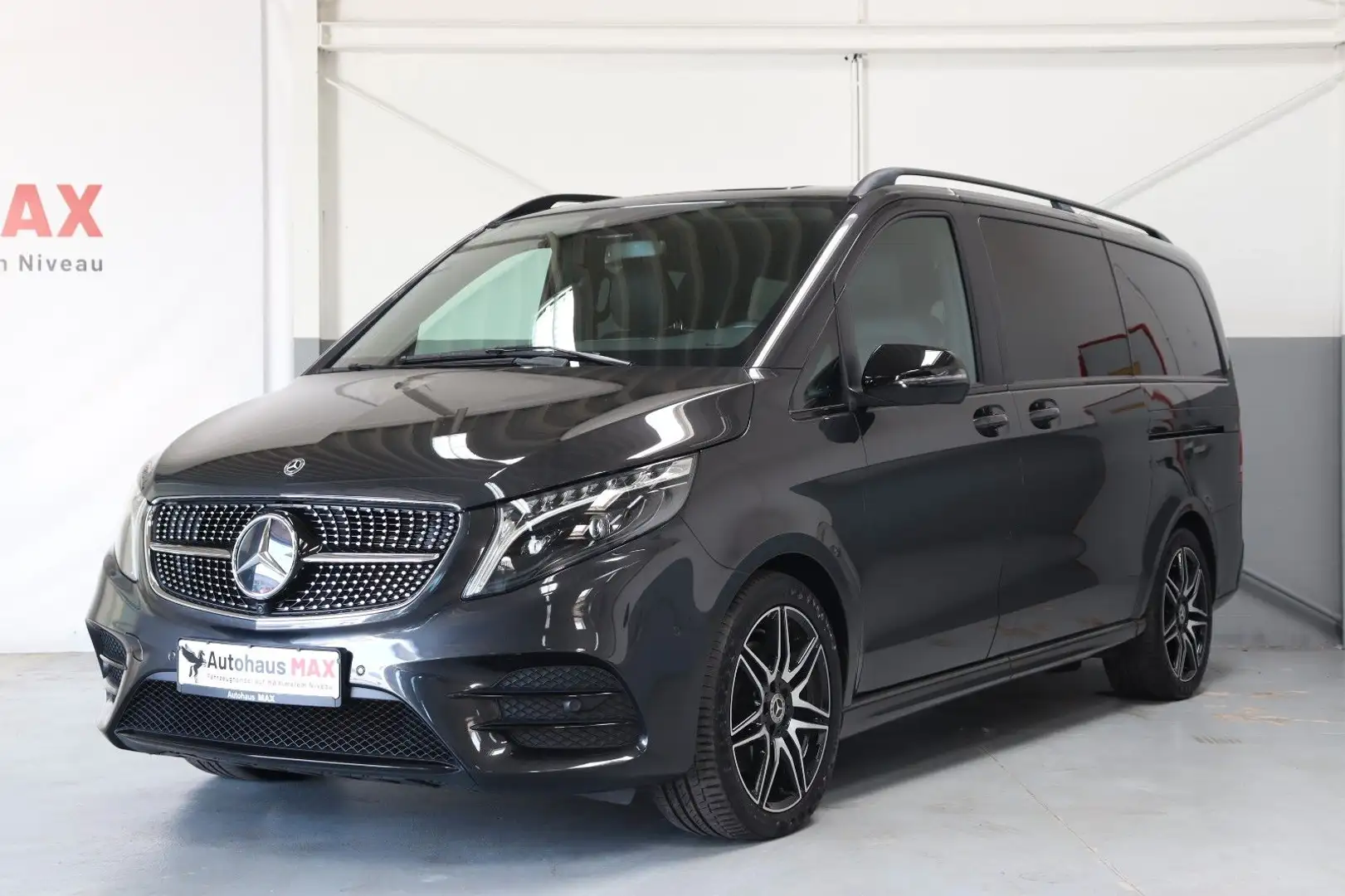 Mercedes-Benz V 300 lang~AMG~Burmester~NightPaket~360Kam~Night Gris - 1