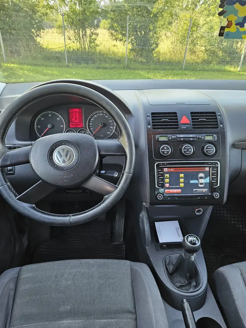 Volkswagen Touran 2.0 TDI DPF Trendline - 2