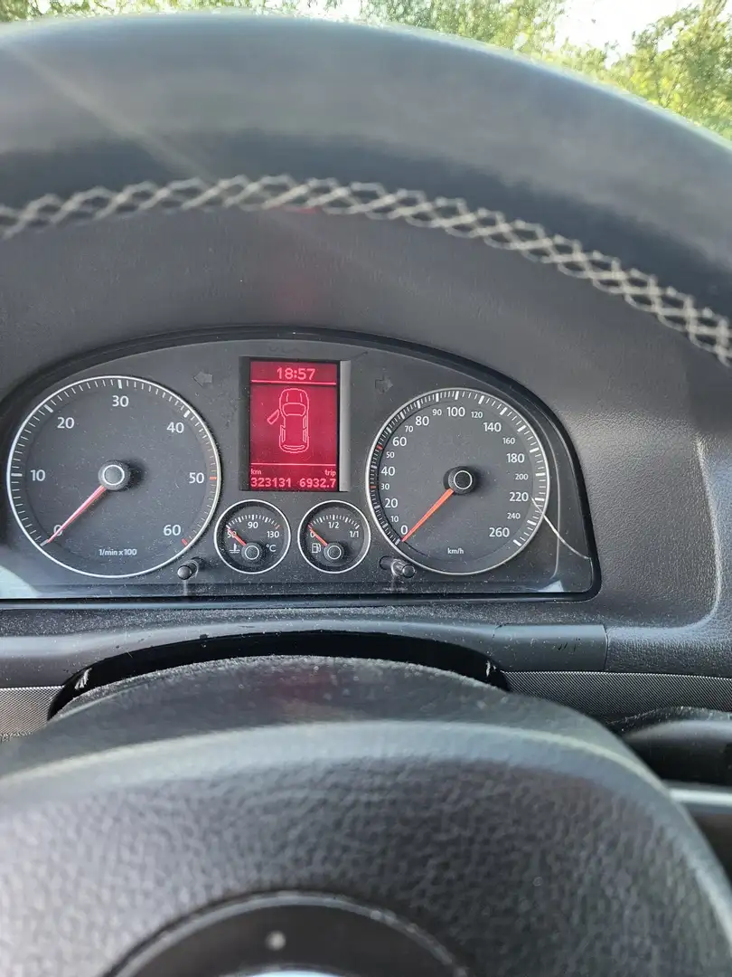 Volkswagen Touran 2.0 TDI DPF Trendline - 1