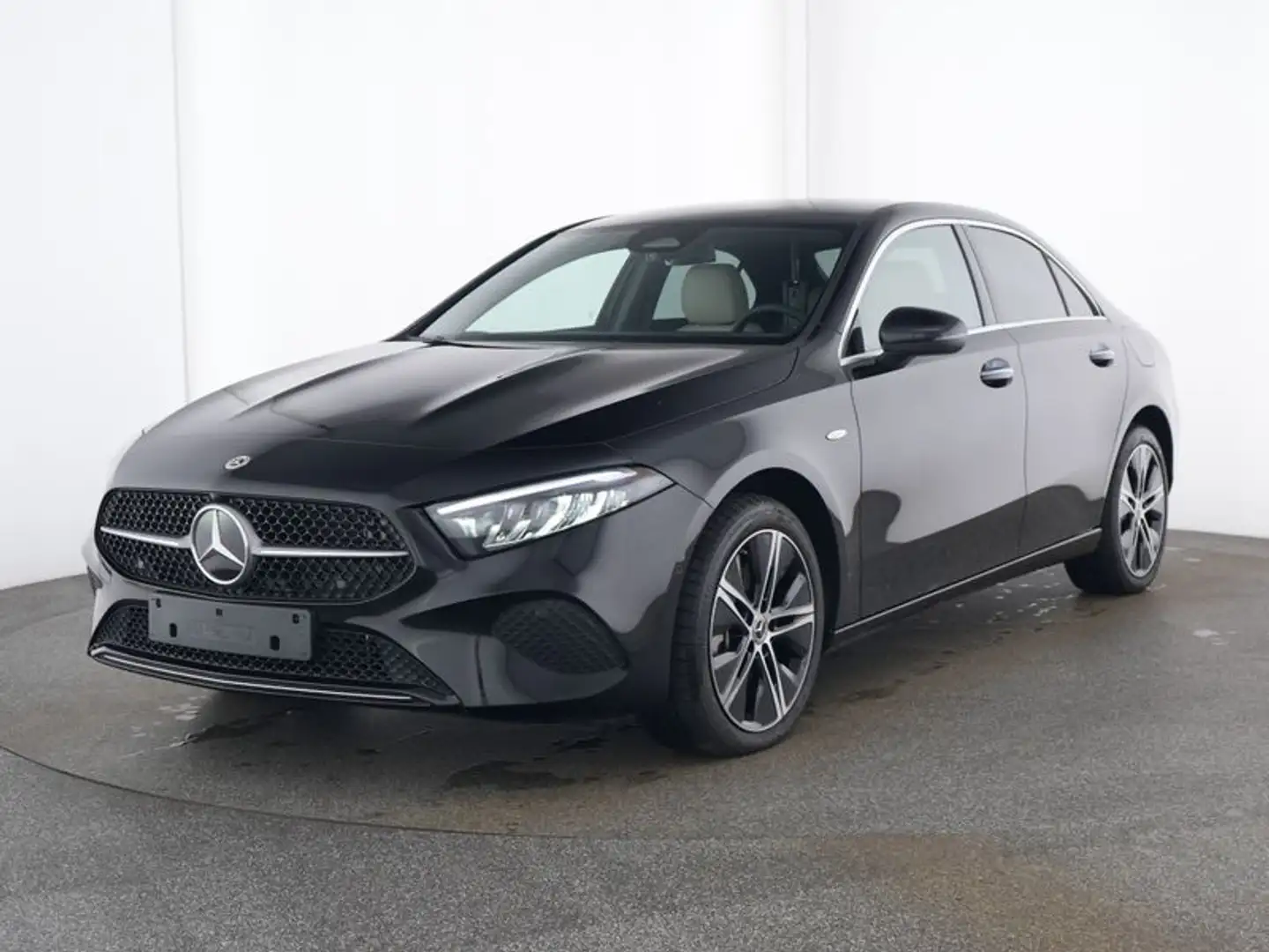 Mercedes-Benz A 250 e Limo Progressive+AHK+DISTRO+KEYLESS+Memo Schwarz - 1