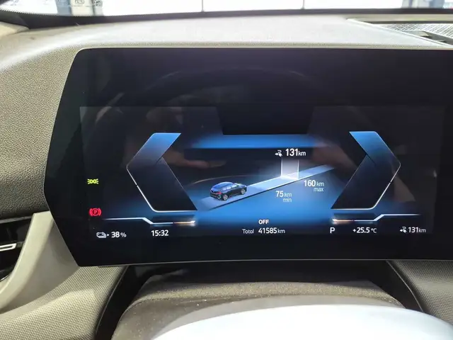 BMW Ix1 view 7