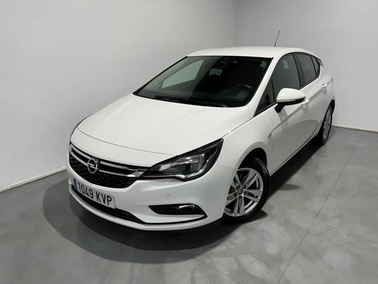 Opel Astra 1.6CDTi S/S Dynamic 110 Blanc - 1