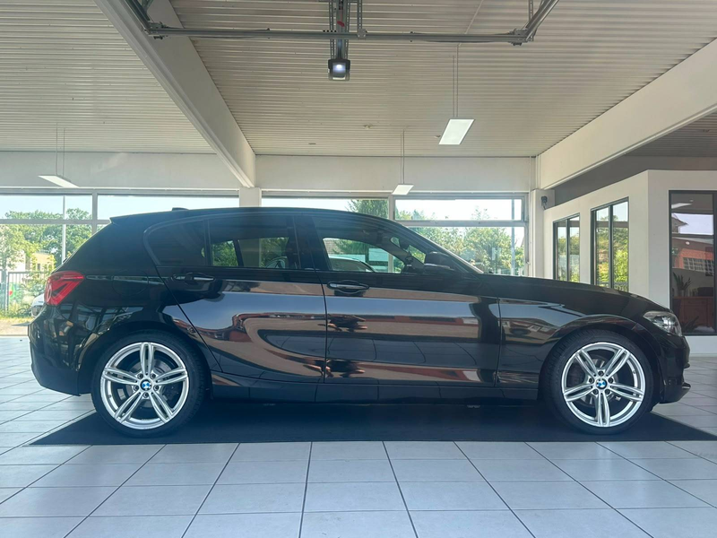 BMW 118 118 i — photo 7