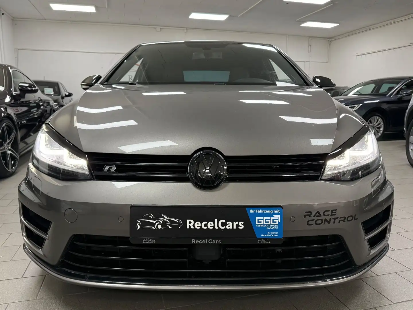 Volkswagen Golf VII R 4Motion*LEDER*DYNAUDIO*RFK*ACC*PANO* Gris - 2