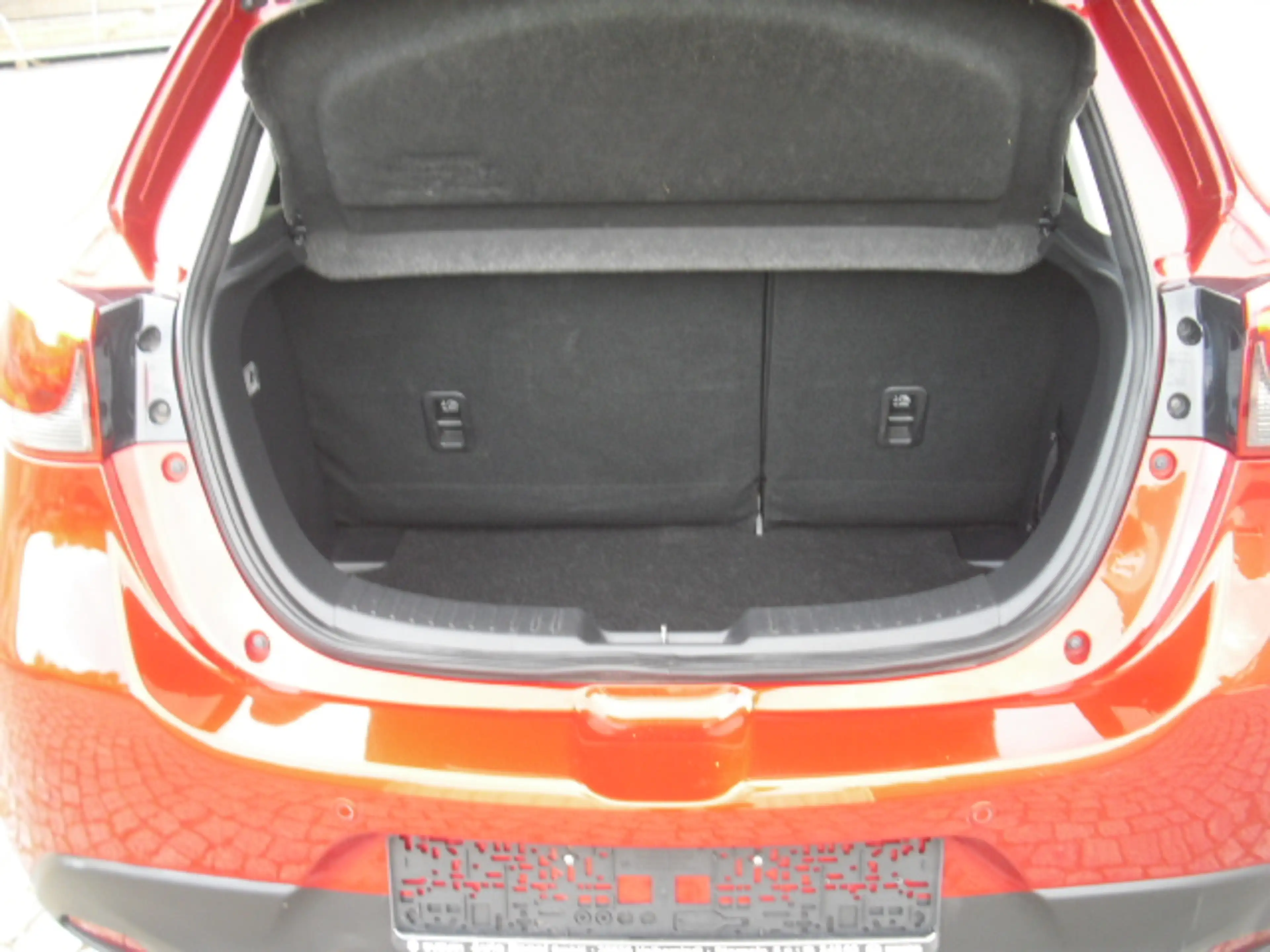 Mazda 2 Nakama — photo 17