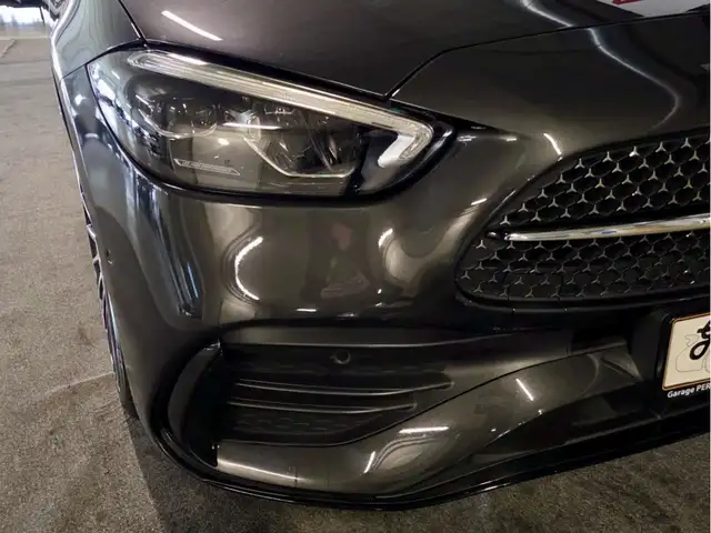 Mercedes-Benz C Class view 13