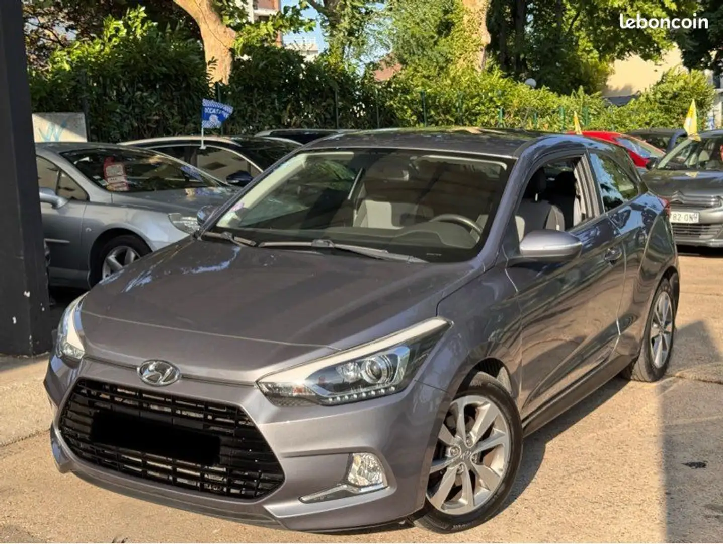 Hyundai i20 1.0 T-GDi 100CV année 11-2017 135.000 Certifié Gar Gris - 1