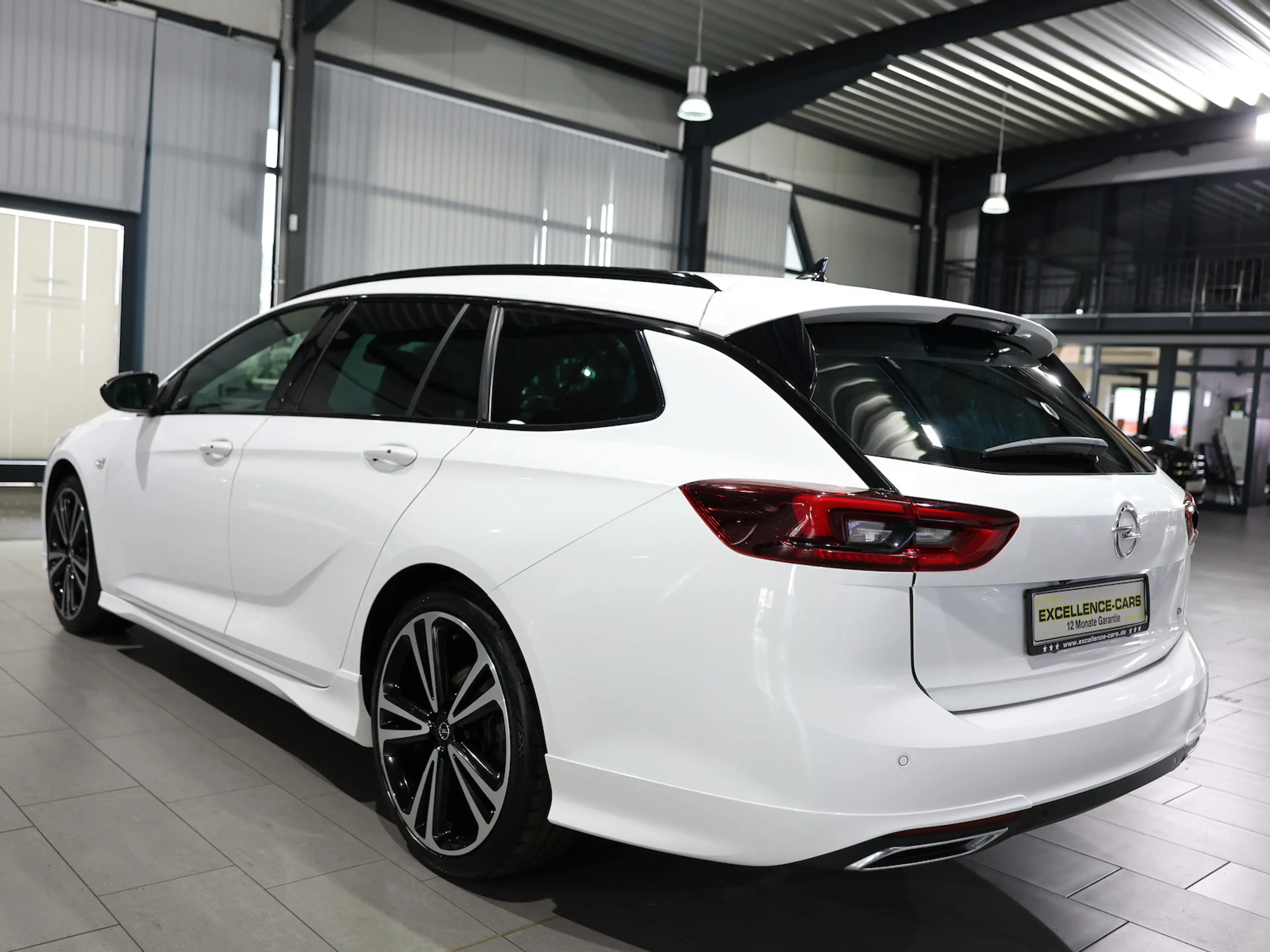 Opel Insignia ST 2.0 D 4x4 ULTIMATE OPC-LINE SPORT — photo 9