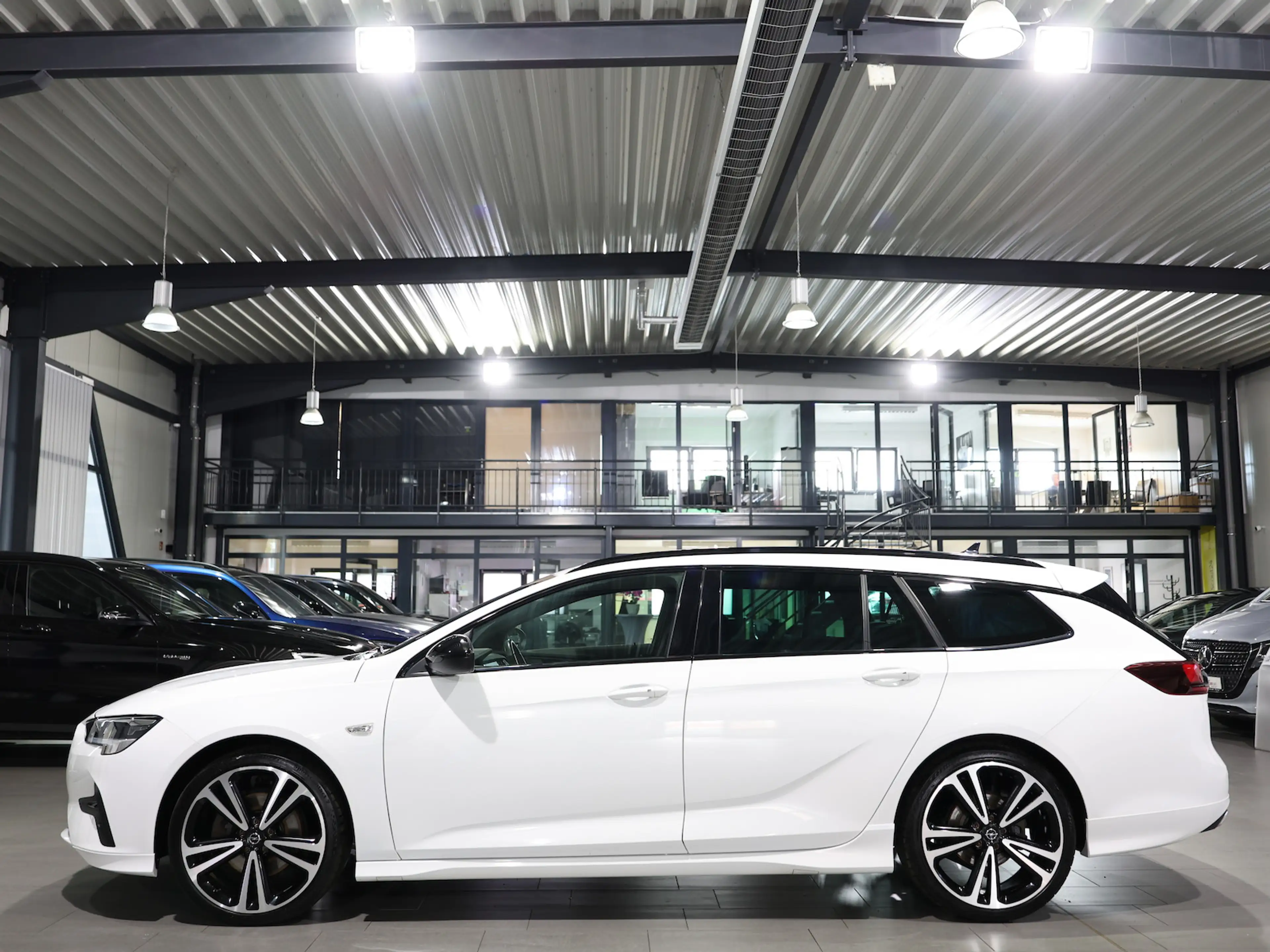Opel Insignia ST 2.0 D 4x4 ULTIMATE OPC-LINE SPORT — photo 7