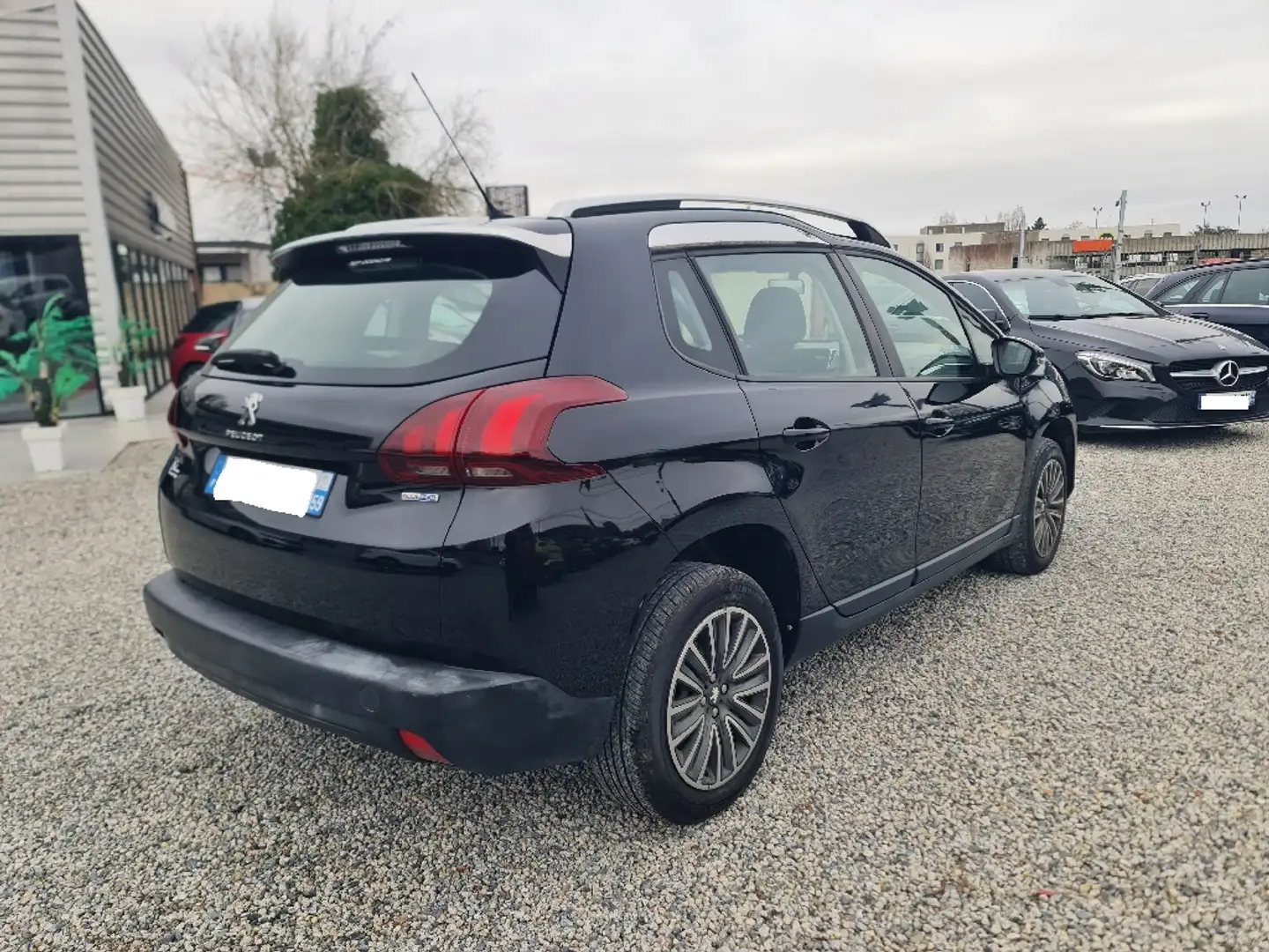Peugeot 2008 1.6L HDi 75ch BVM5 Active * REPRISE POSSIBLE * - 2