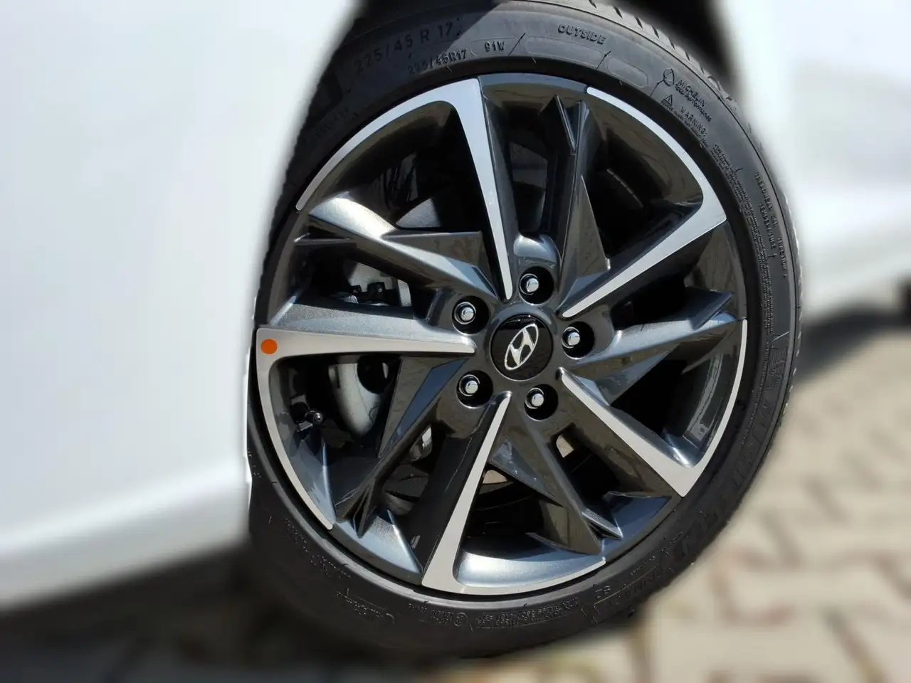 Hyundai i30 MJ25 1.5 TGDi 48V 6-MT Sondermodell ADVANTAGE 6