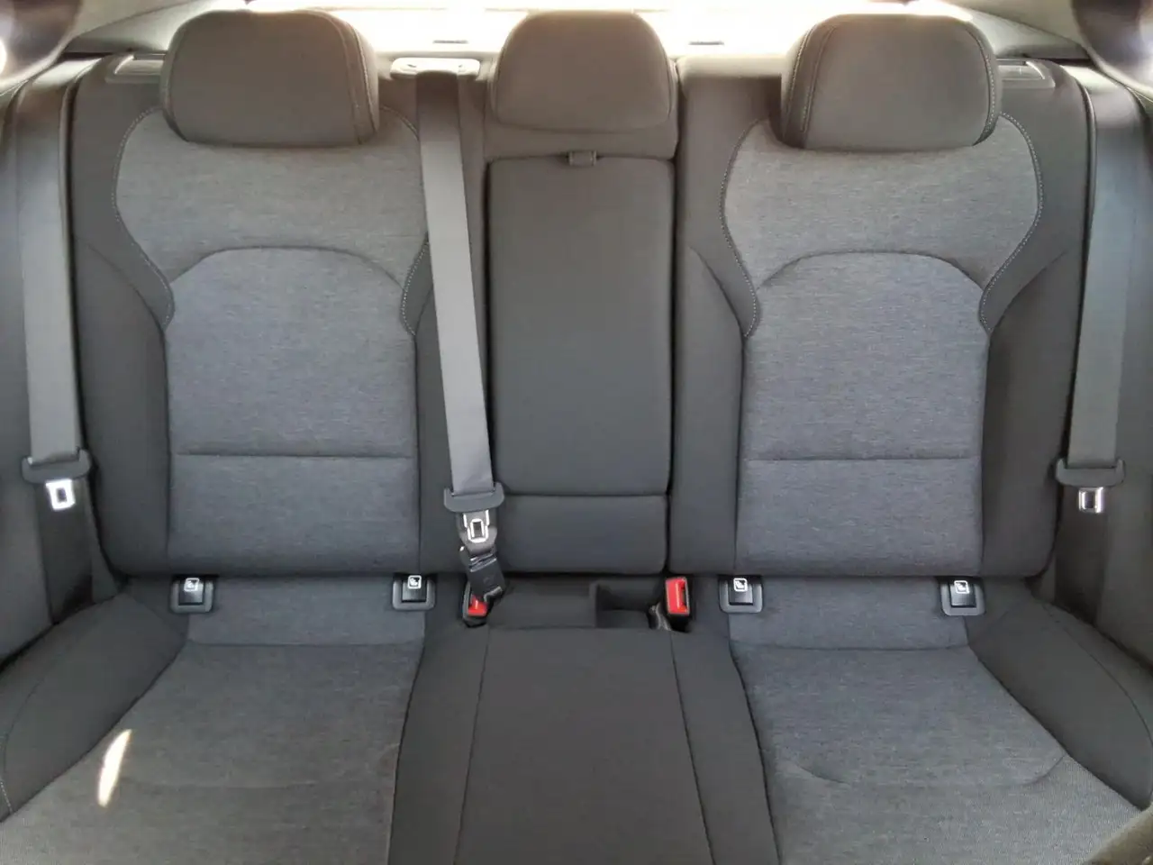 Hyundai i30 MJ25 1.5 TGDi 48V 6-MT Sondermodell ADVANTAGE 12