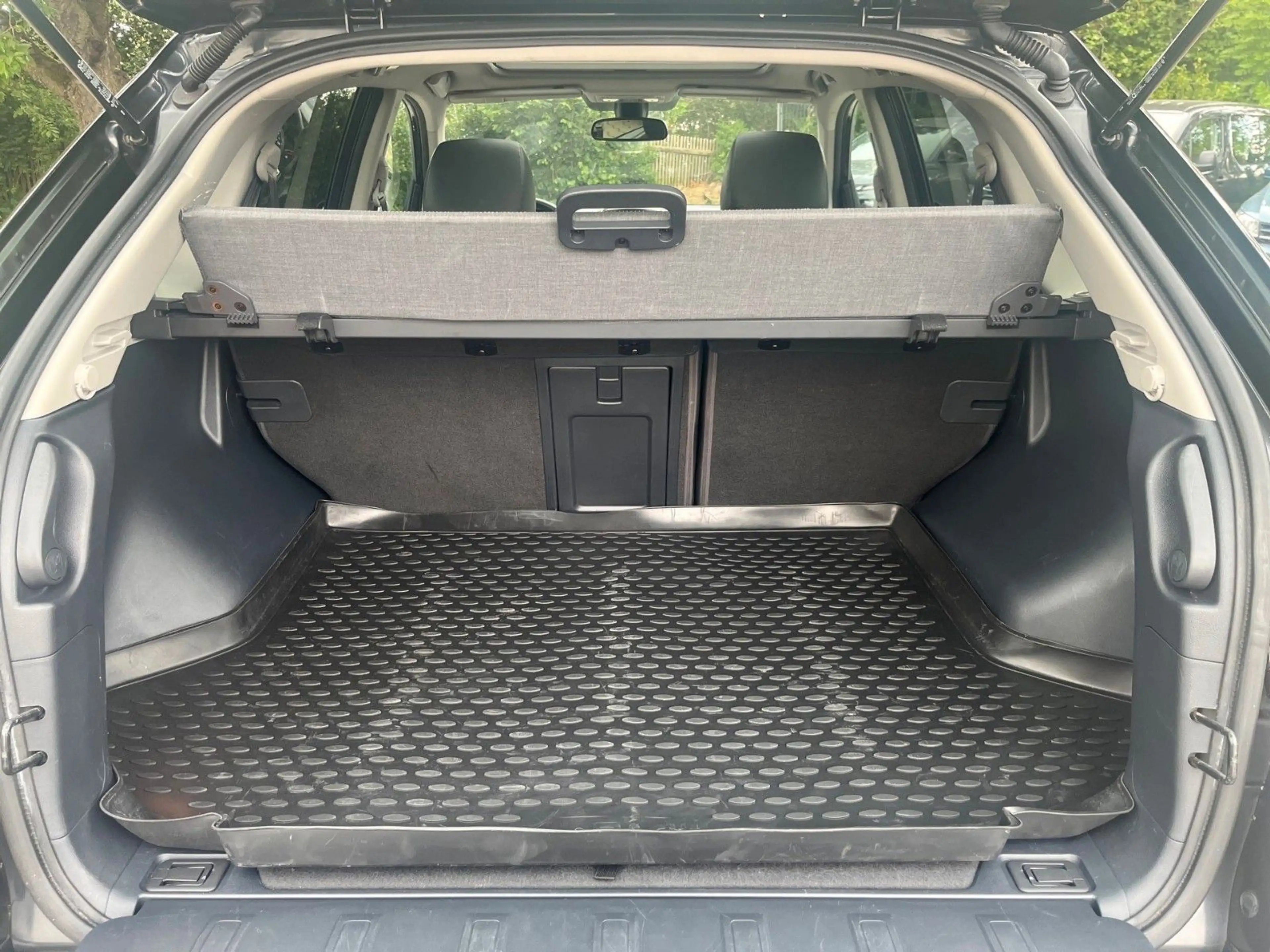 Renault Koleos dCi 175 FAP 4x4 Night and Day — photo 8