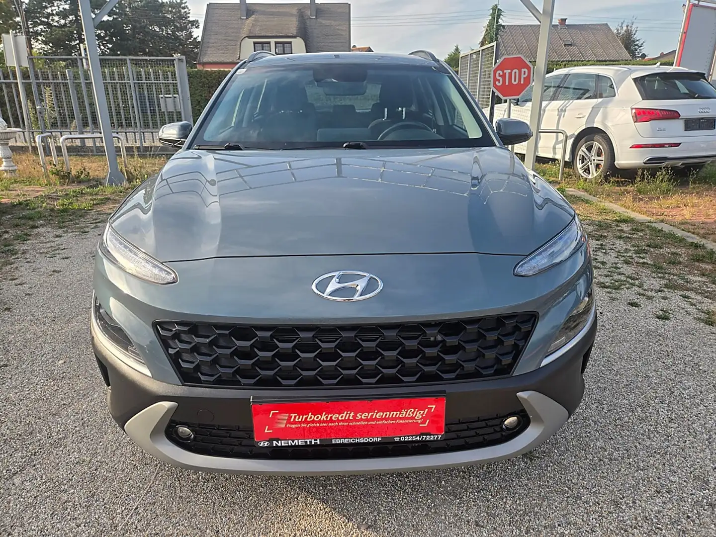 Hyundai KONA Kona 1,6 GDI Hybrid Smart Line DCT Aut. Grau - 2
