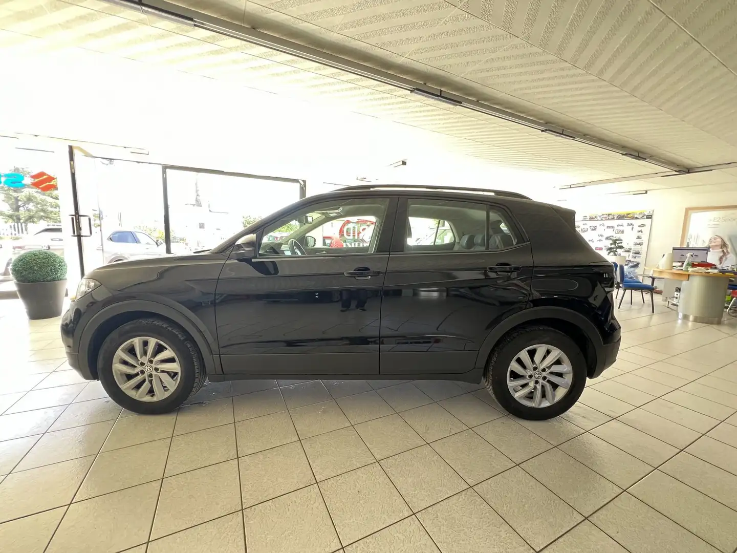 Volkswagen T-Cross 1.0 TSI Style BMT Negro - 2