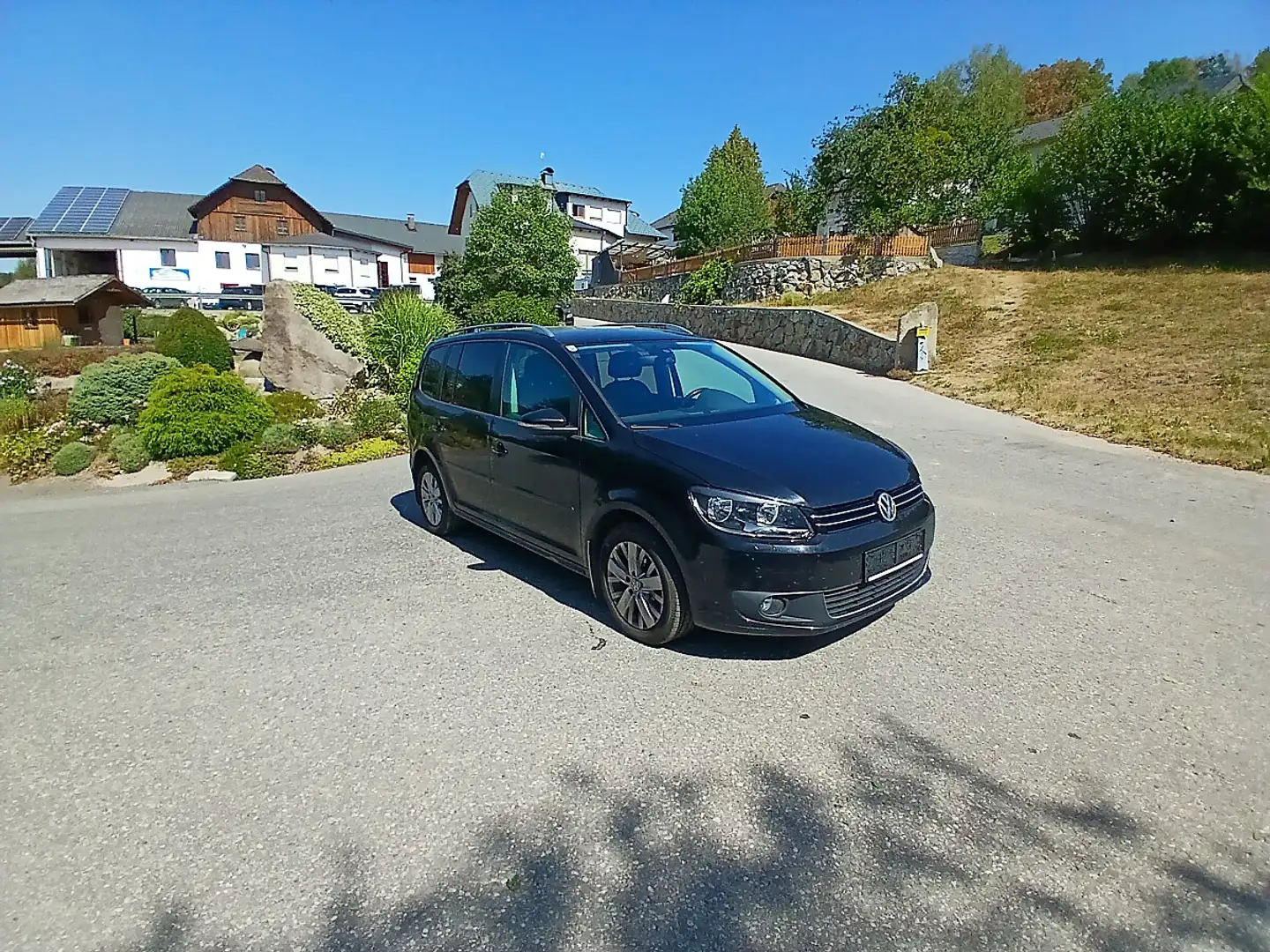 Volkswagen Touran 4Friends – BJ. 2013 – 126.400 km – Multifunktio... Grau - 1