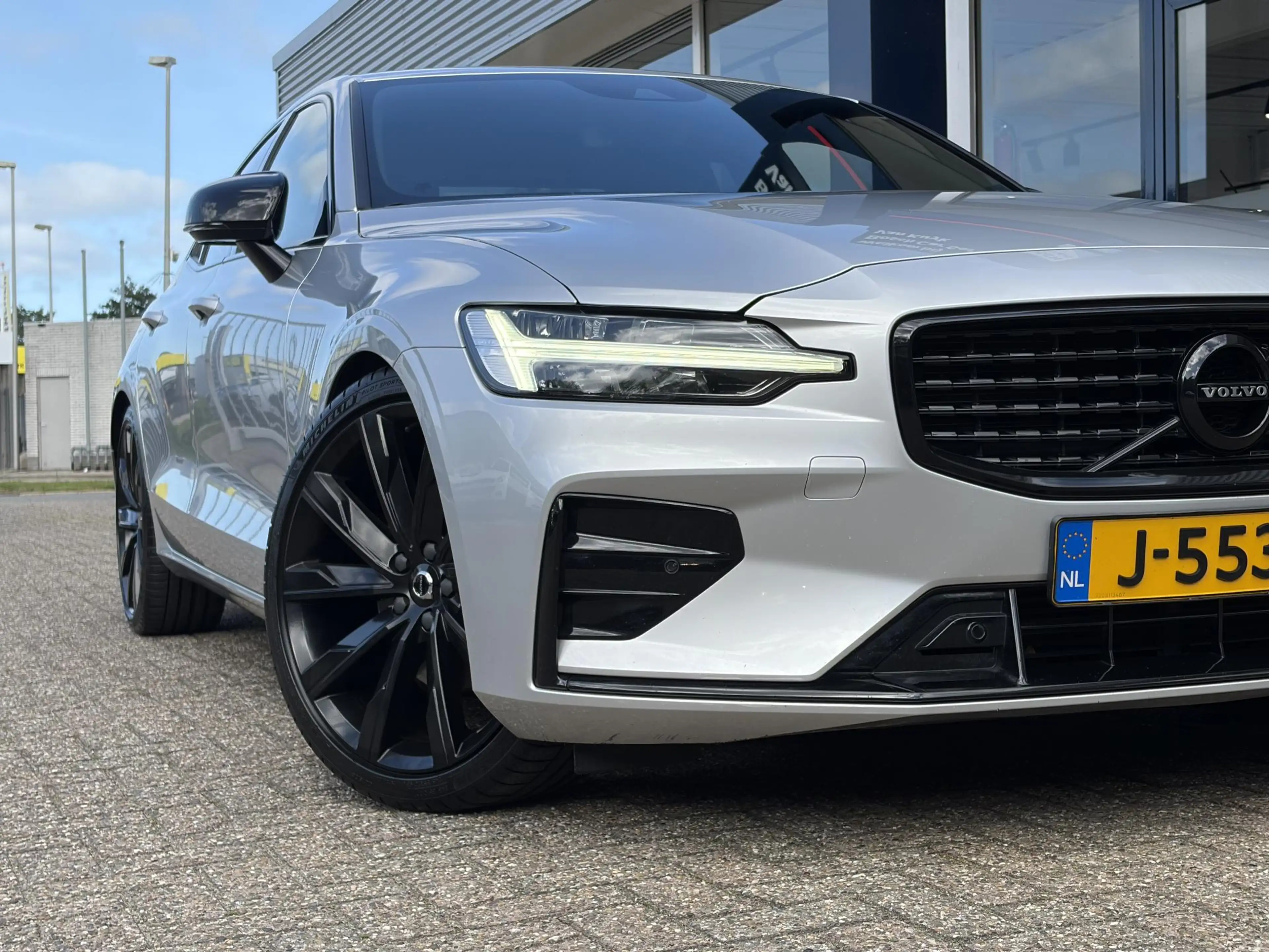 Volvo S60 2.0 T4 R-Design / Automaat / NL-Auto / Dealer-Onde — photo 9